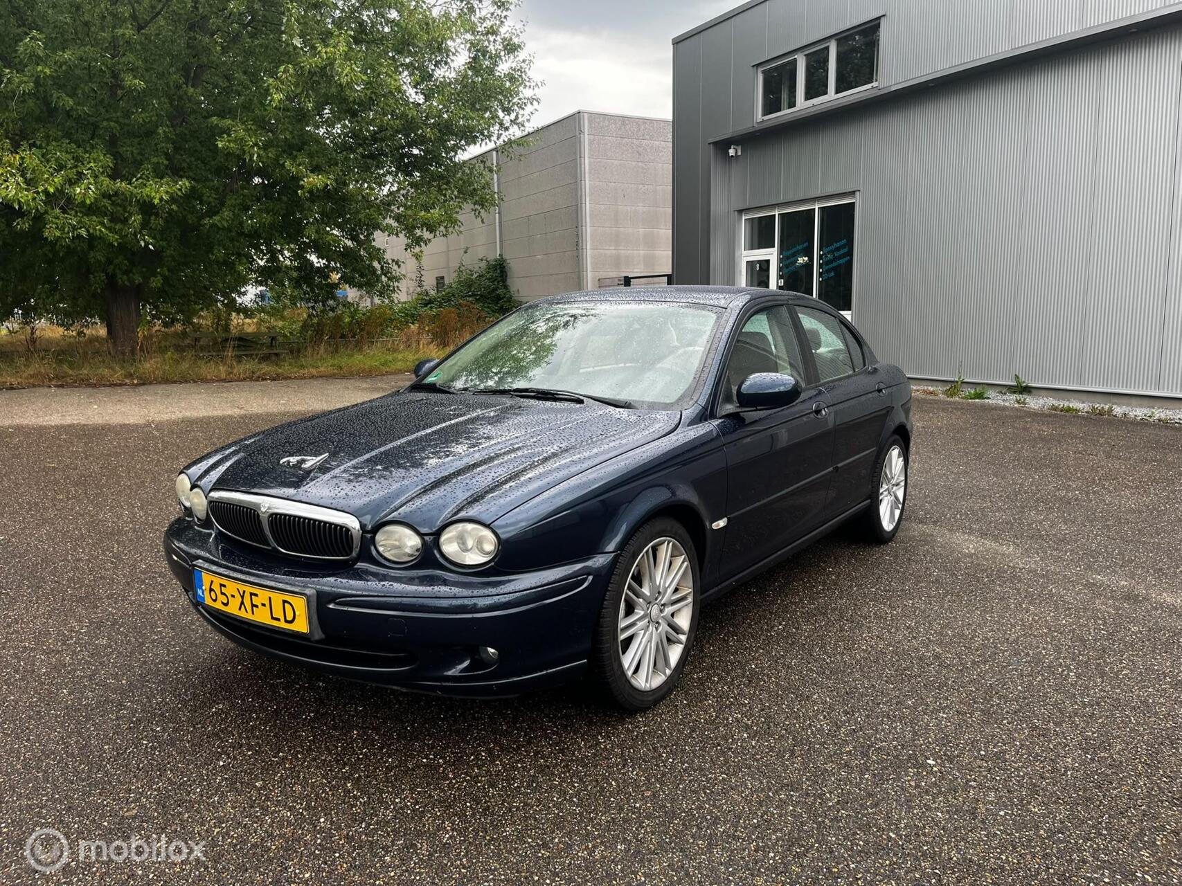 Jaguar X-type 2.2d I4 2.2 D Executive Leer / Cruise / Airco / NAP 2007 - voorkant