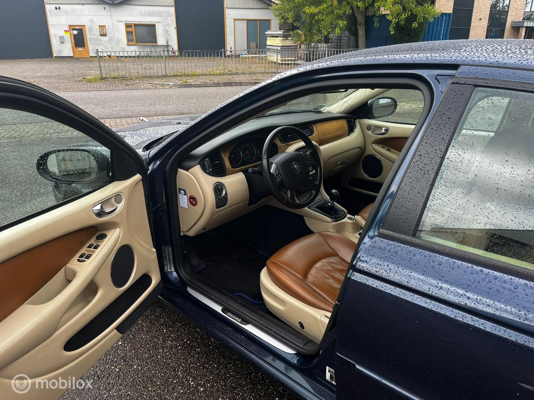 Foto van Jaguar X-type 2.2d I4