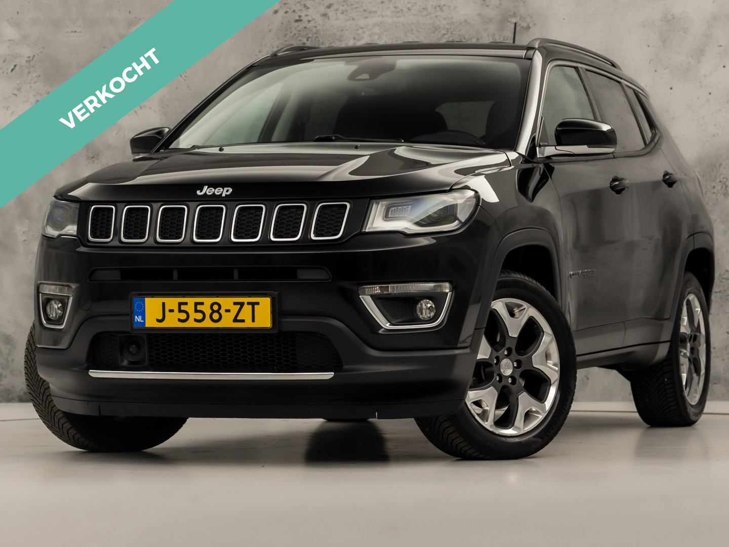 Jeep Compass 1.4 MultiAir Limited Sport 4x4 2020 - voorkant