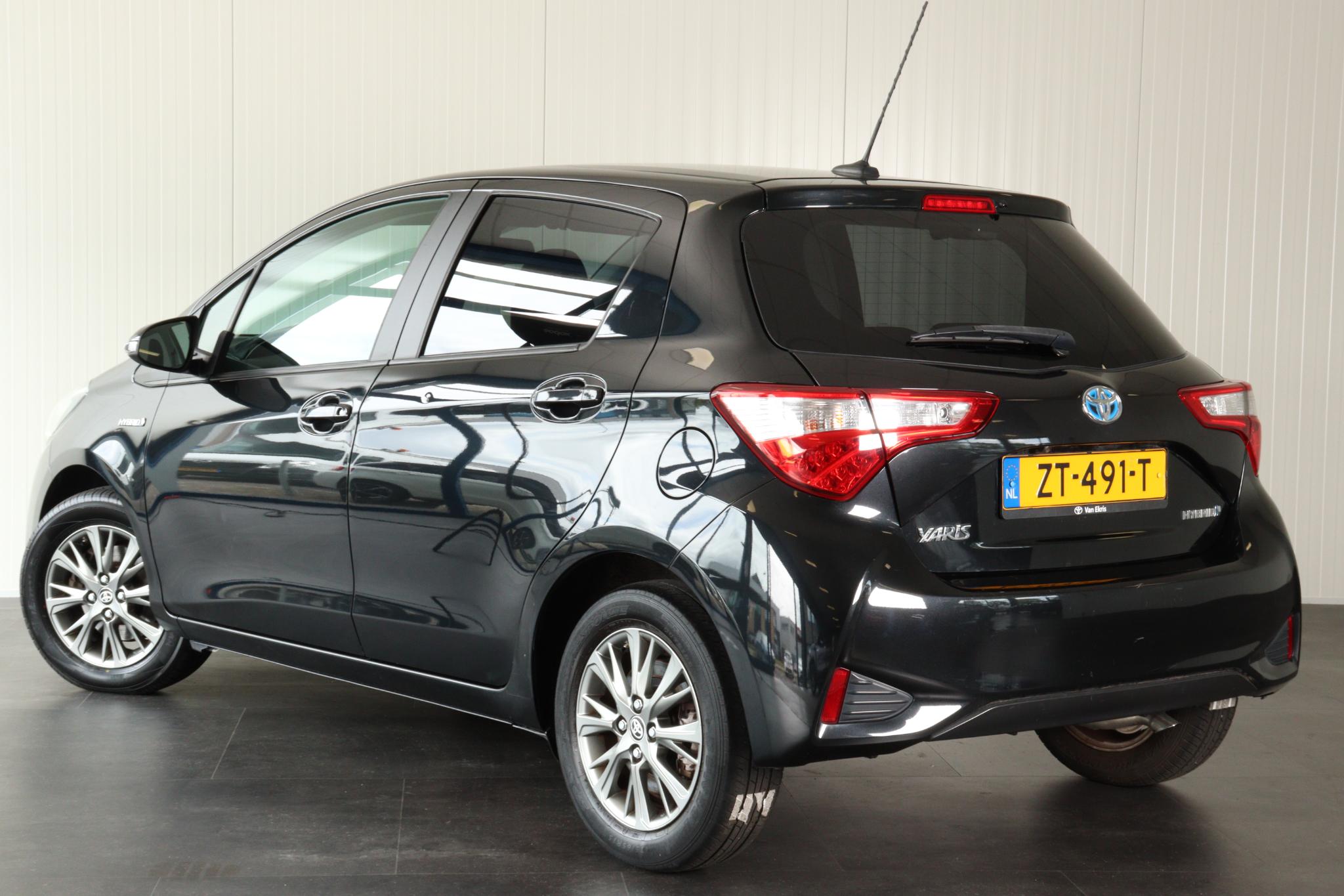 Foto van Toyota Toyota Yaris Hybrid