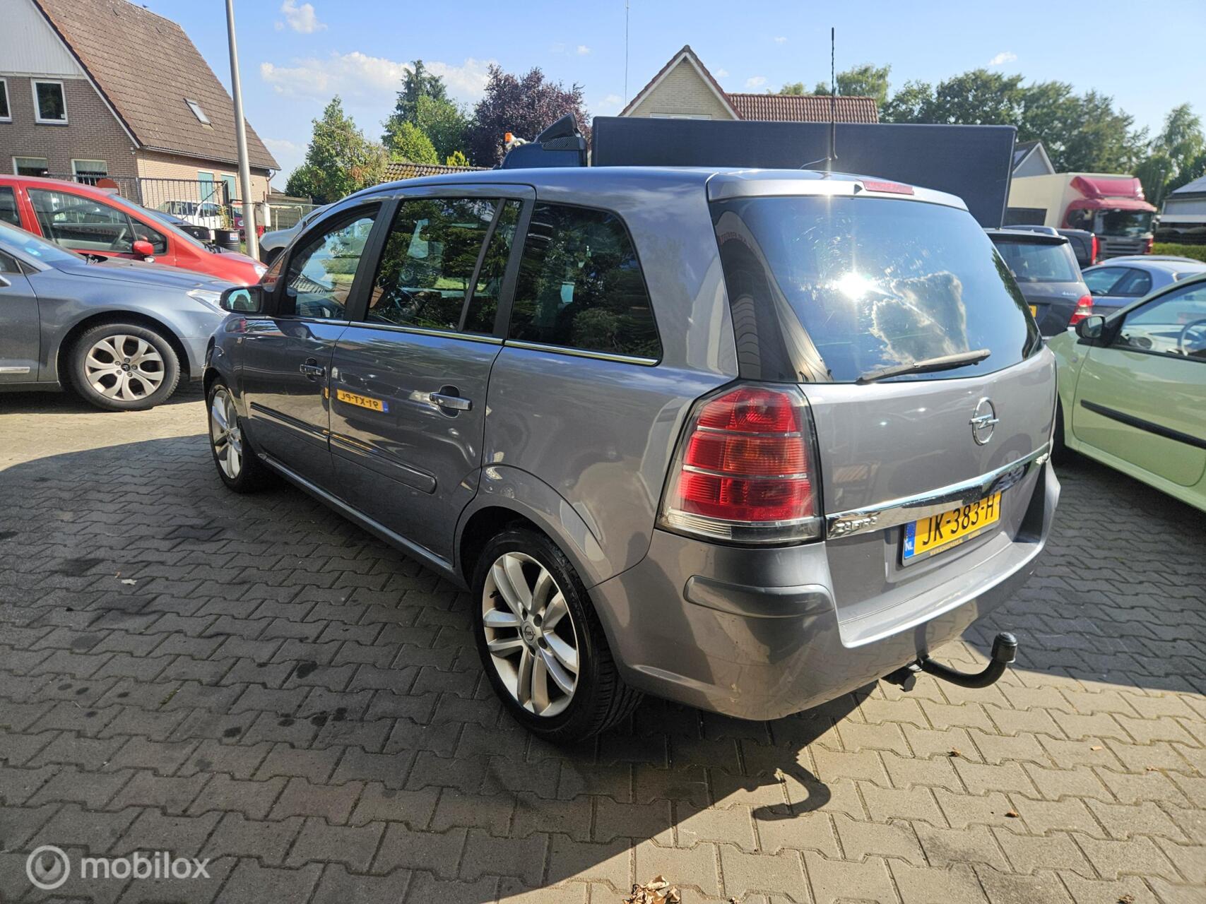 Foto van Opel Zafira