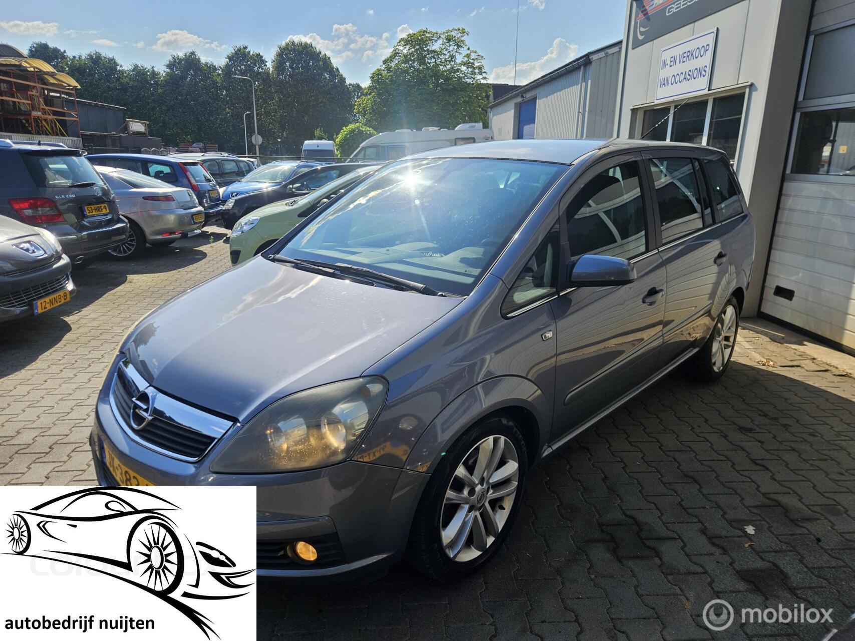 Foto van Opel Zafira