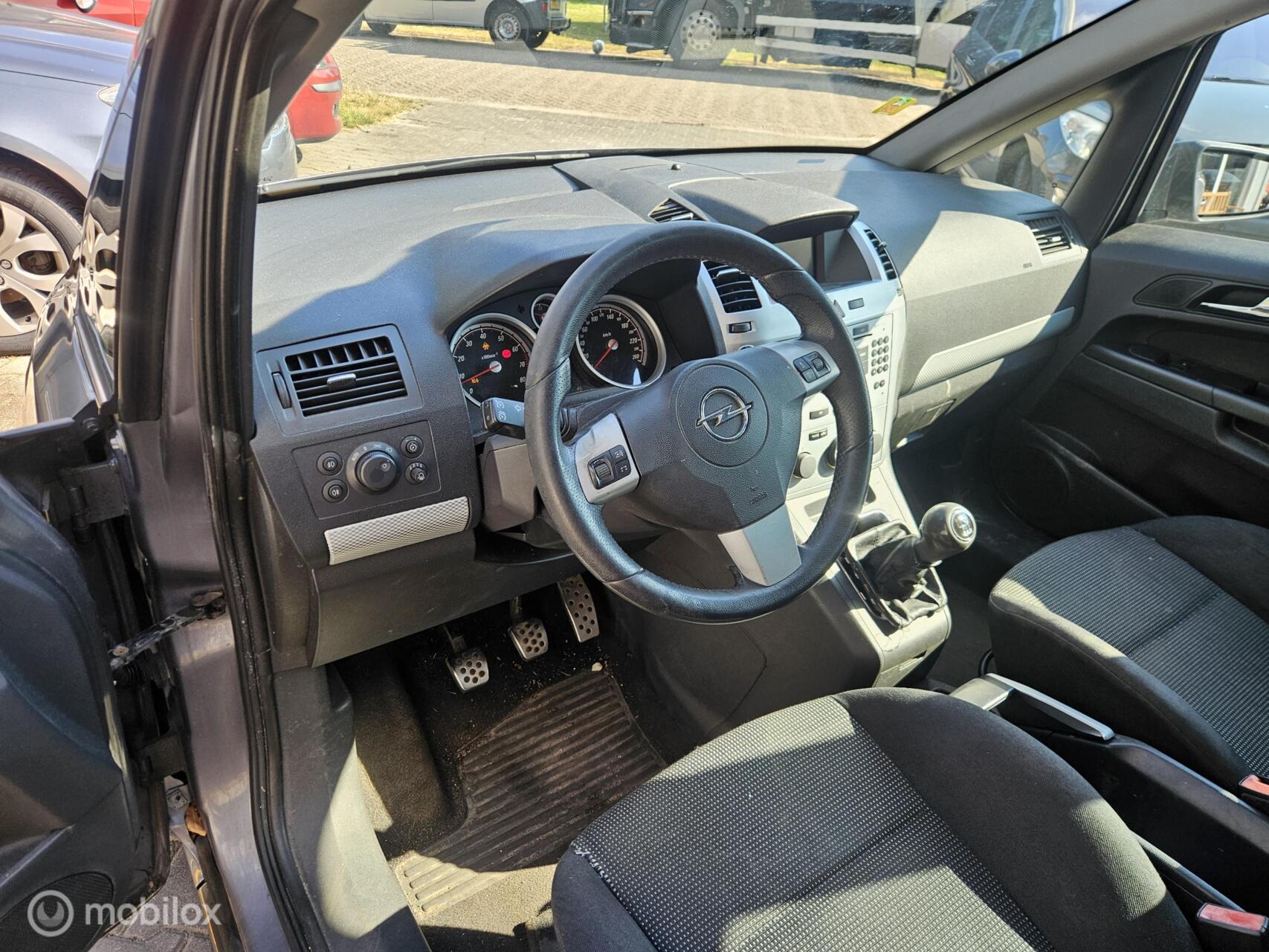 Foto van Opel Zafira