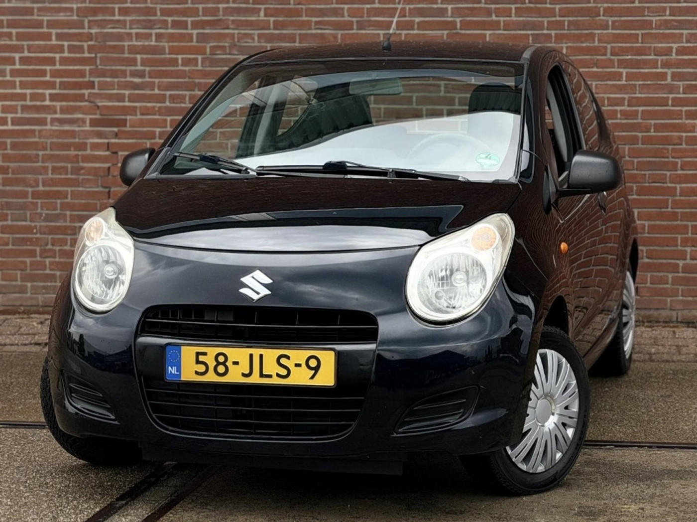 Suzuki Alto 1.0 Comfort 2009 - voorkant
