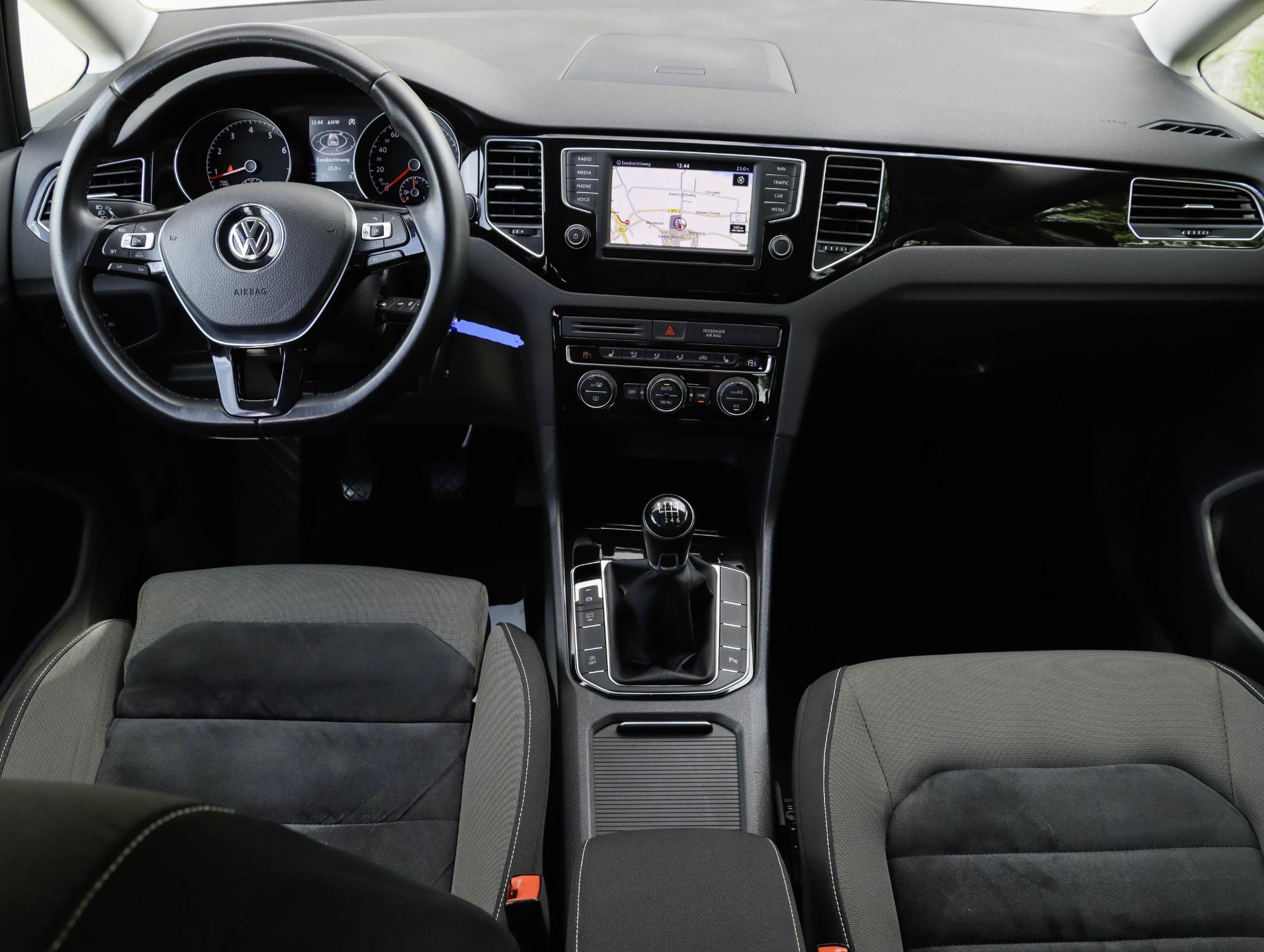 Foto van Volkswagen Golf Sportsvan