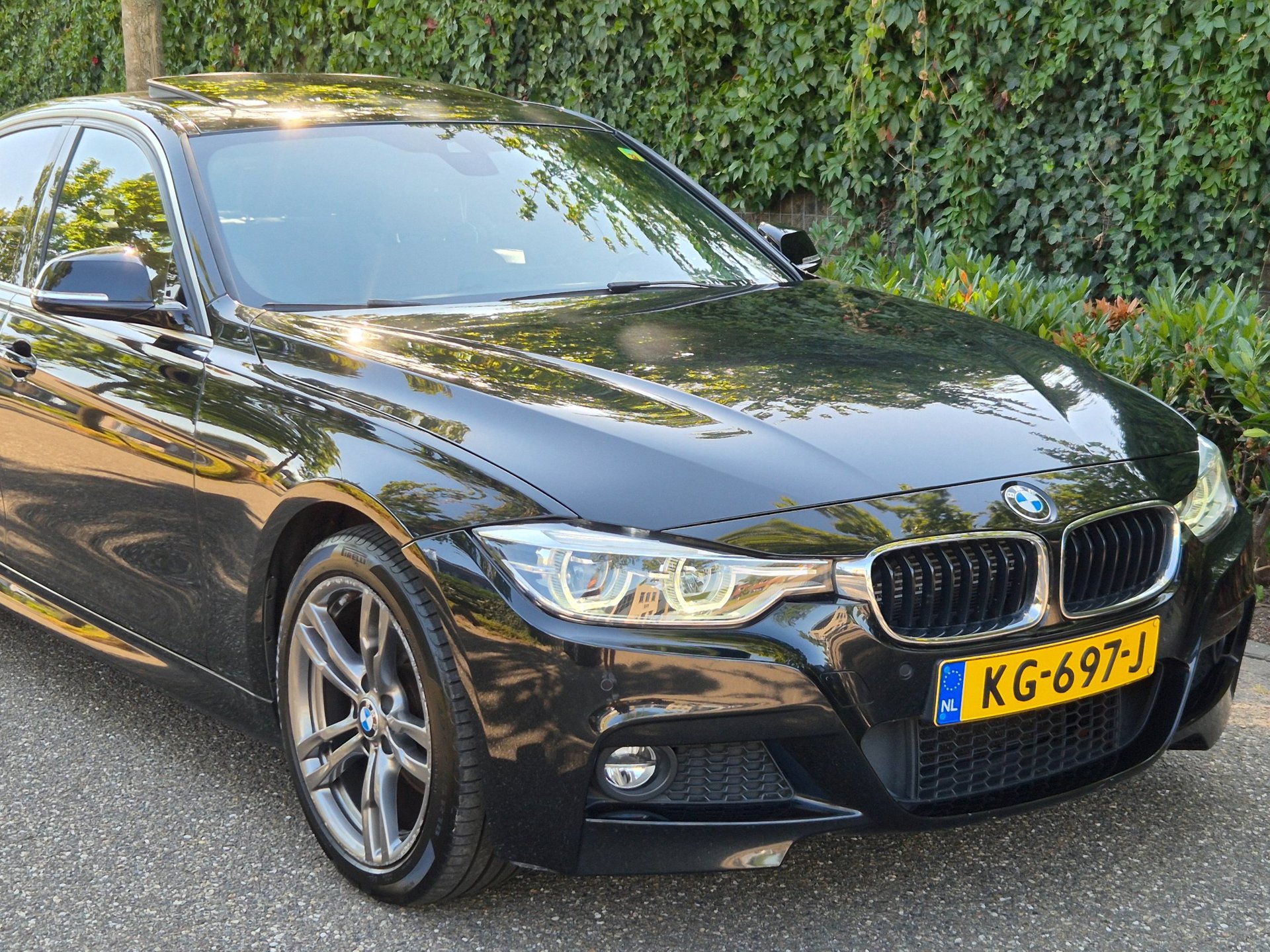 Foto van BMW 330e