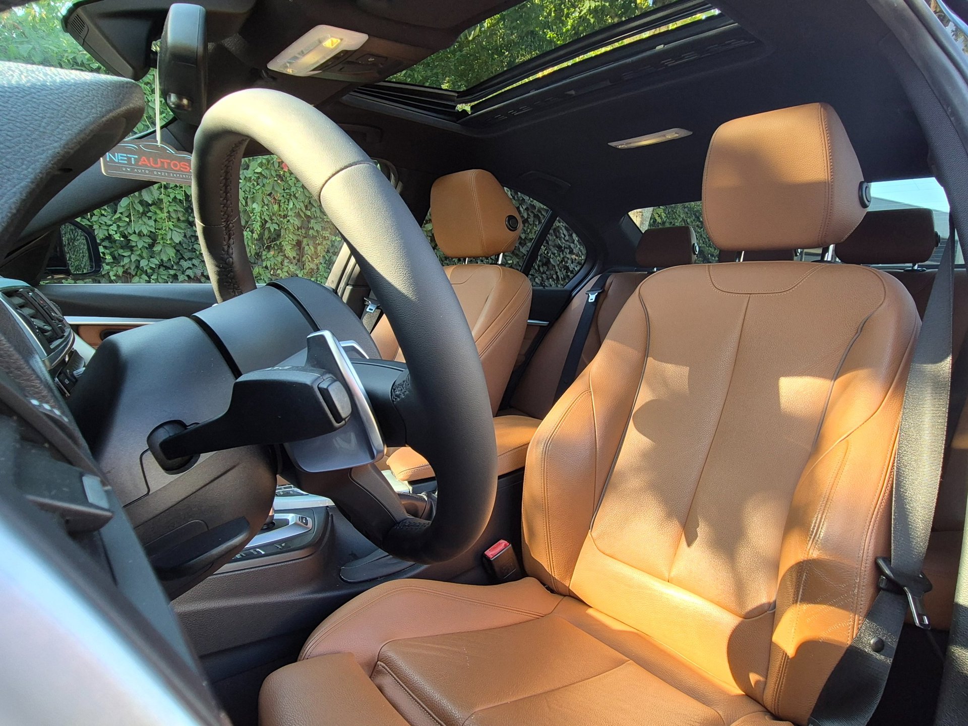 Foto van BMW 330e