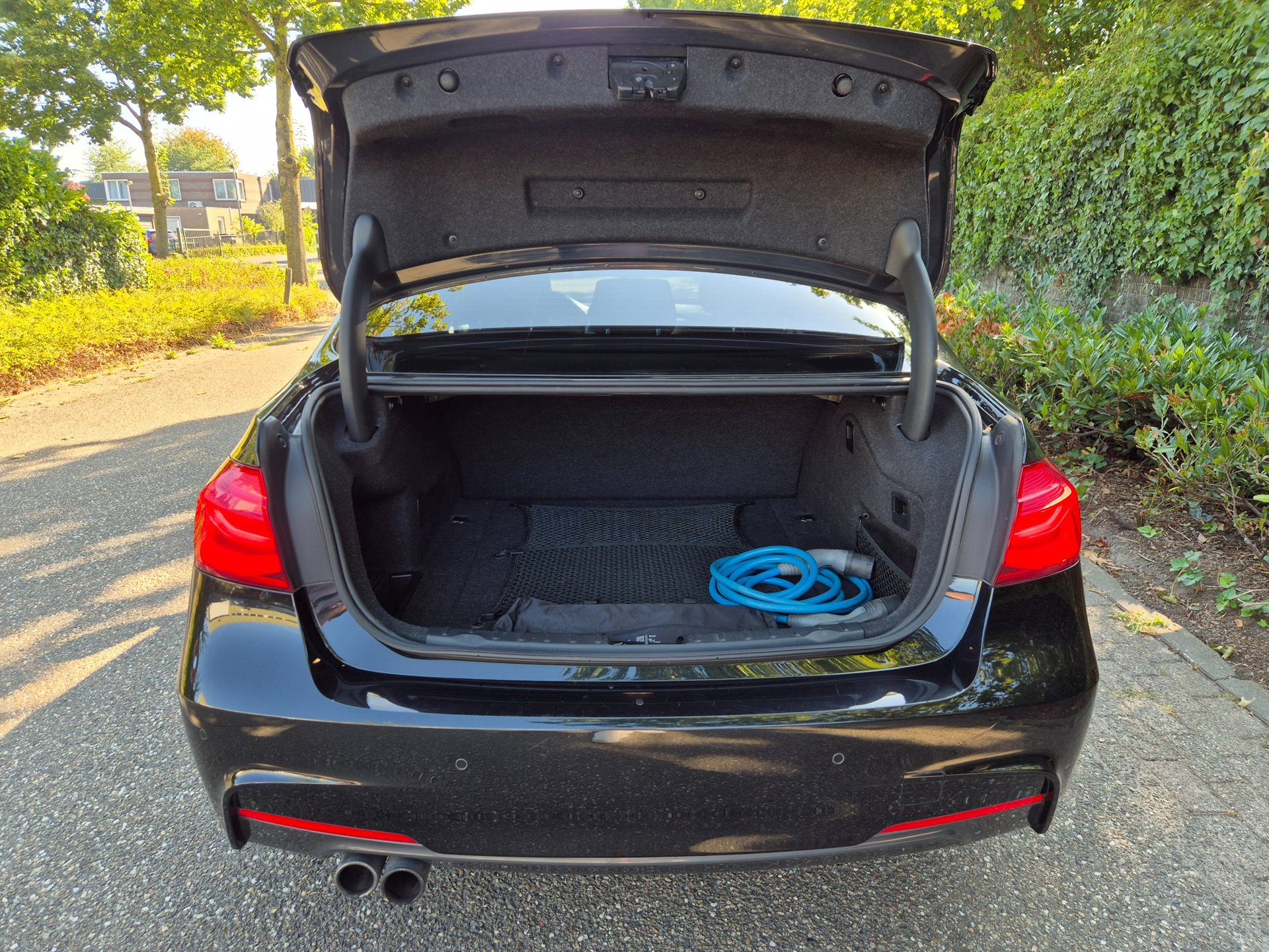 Foto van BMW 330e