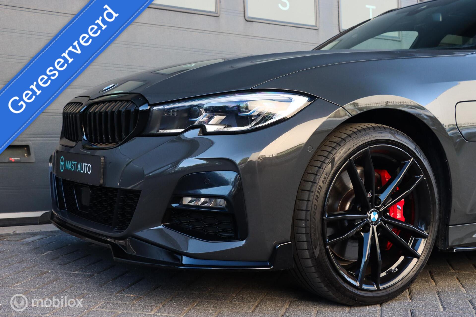 Foto van BMW 330e