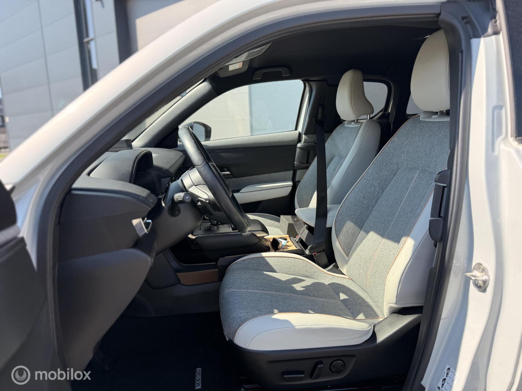 Foto van Mazda Mazda Mx-30