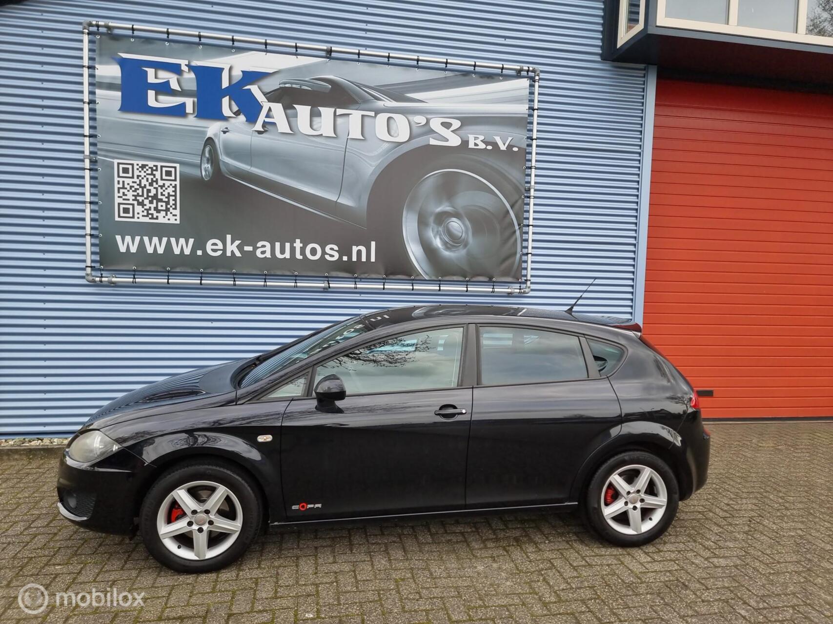 Seat Leon 1.2 TSI Ecomotive COPA. Cruise, LM, Navi, 6-vers. 2011 - voorkant