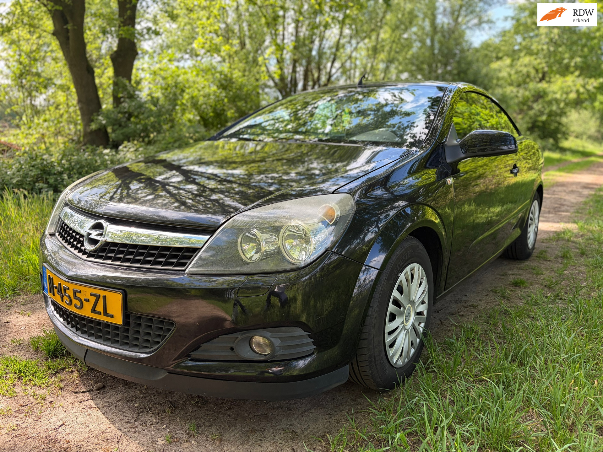 Opel Astra Twin Top 1.6 Edition/ Airco/ Cruise Control/APK/ LEES ADVERTENTIE!. 2009 - voorkant