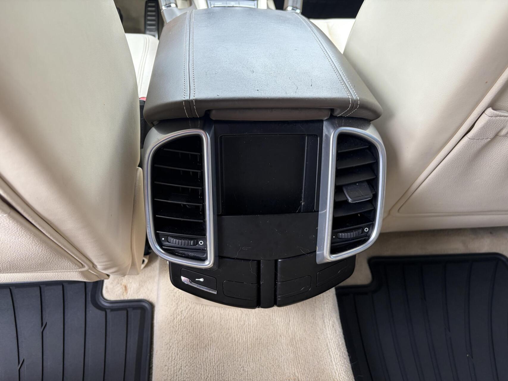 Foto van Porsche Cayenne S