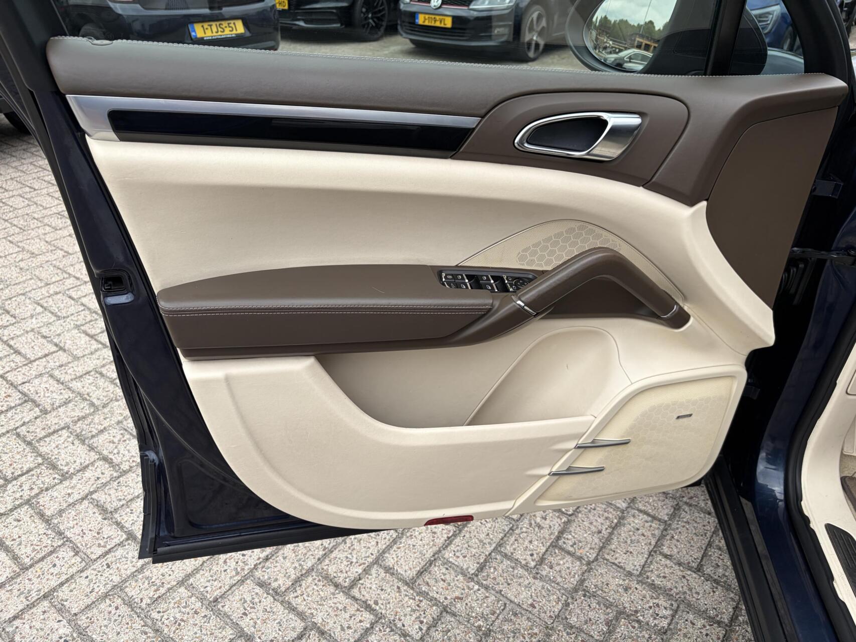 Foto van Porsche Cayenne S