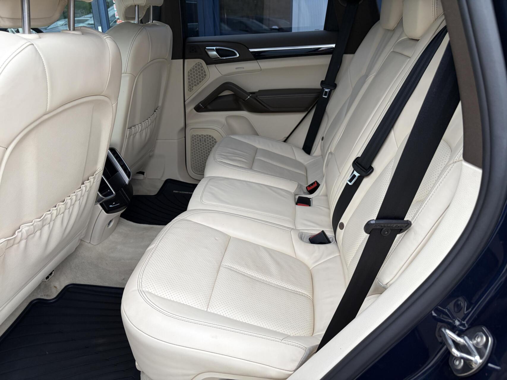 Foto van Porsche Cayenne S