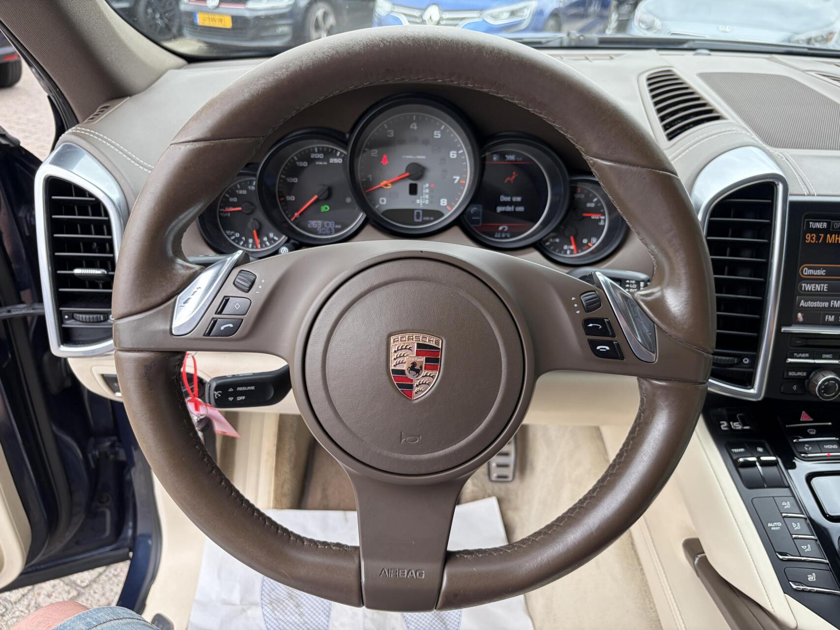 Foto van Porsche Cayenne S
