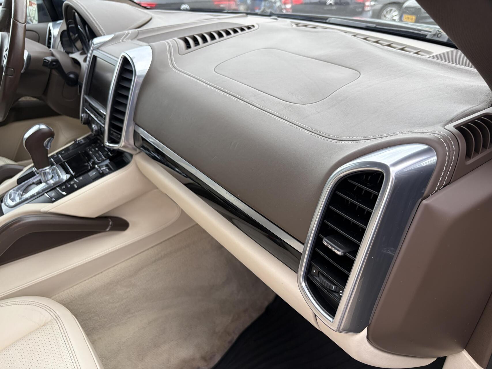 Foto van Porsche Cayenne S
