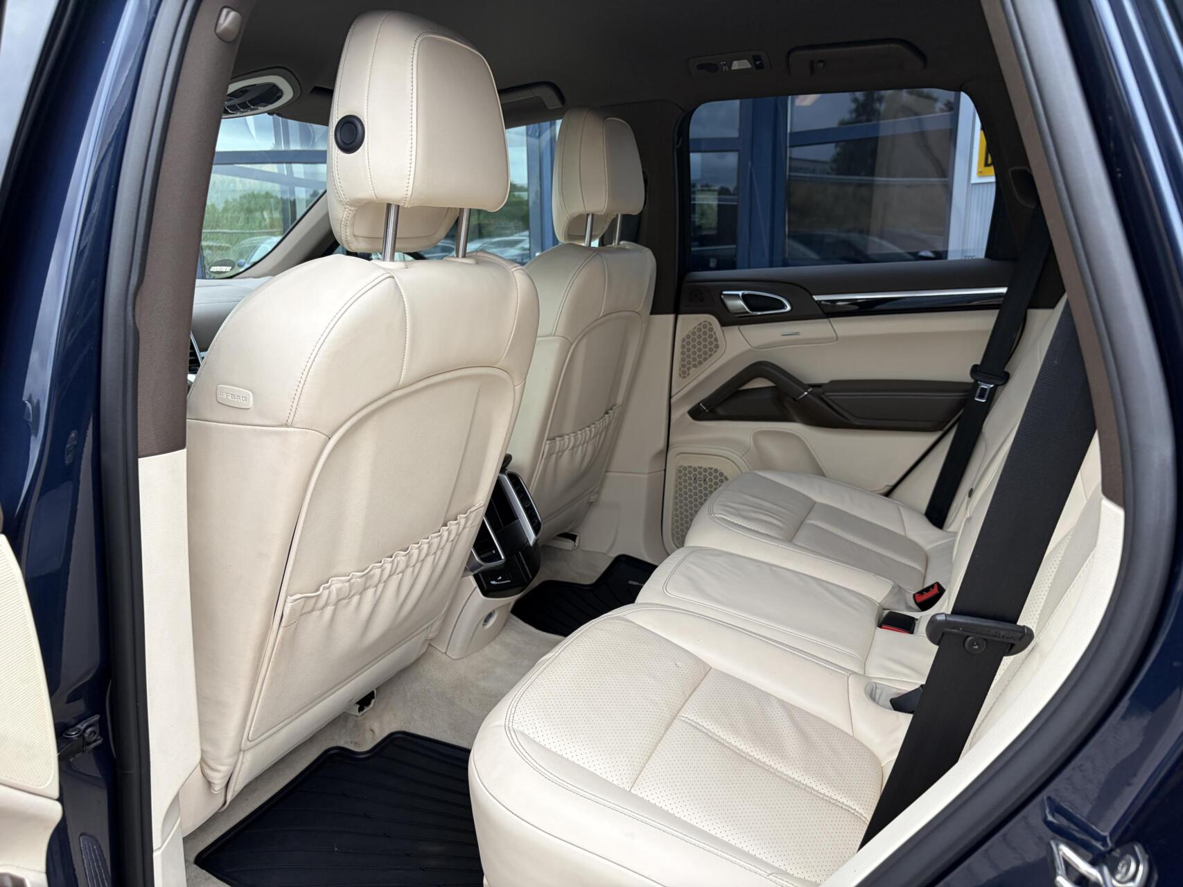 Foto van Porsche Cayenne S
