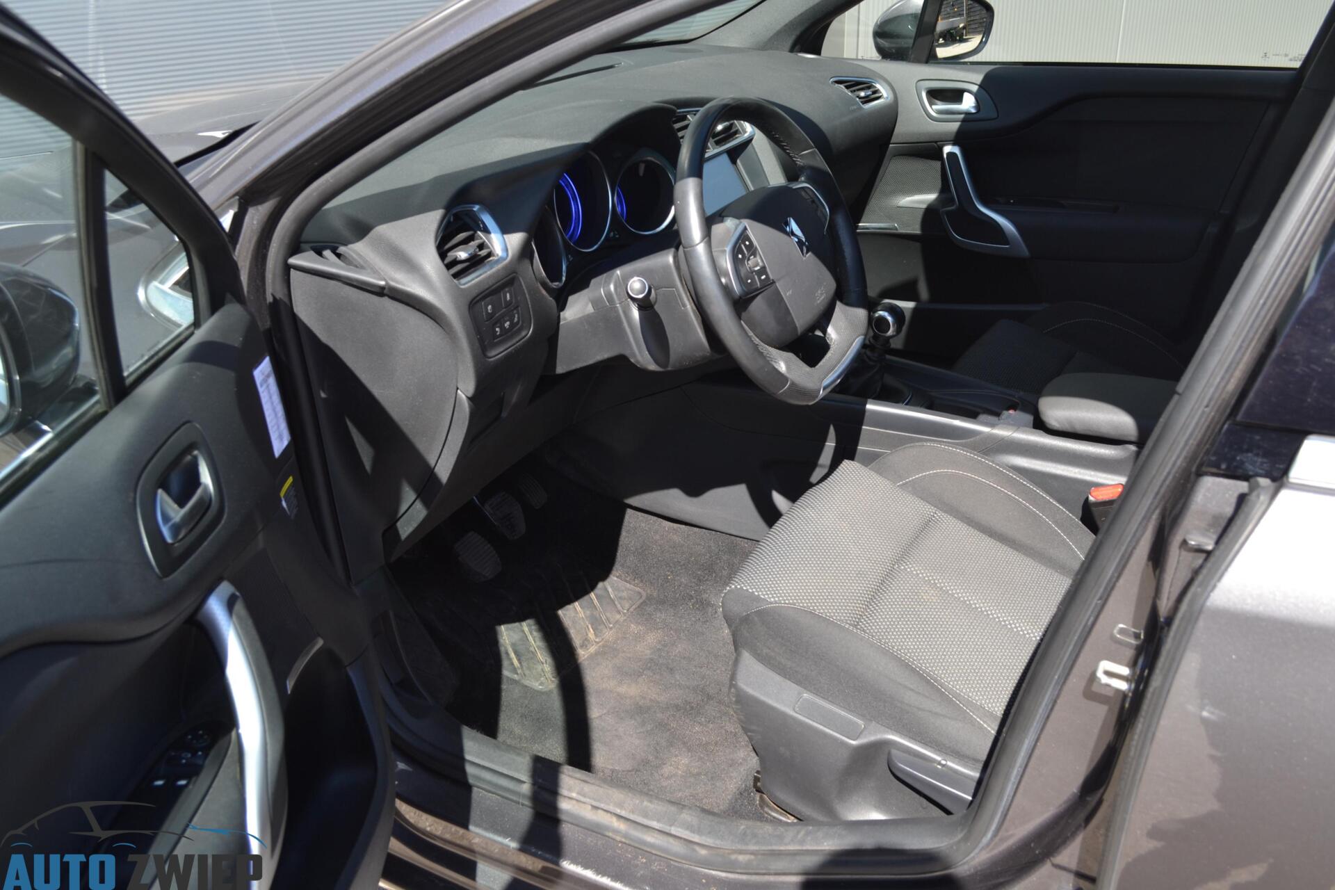 Foto van DS DS 4