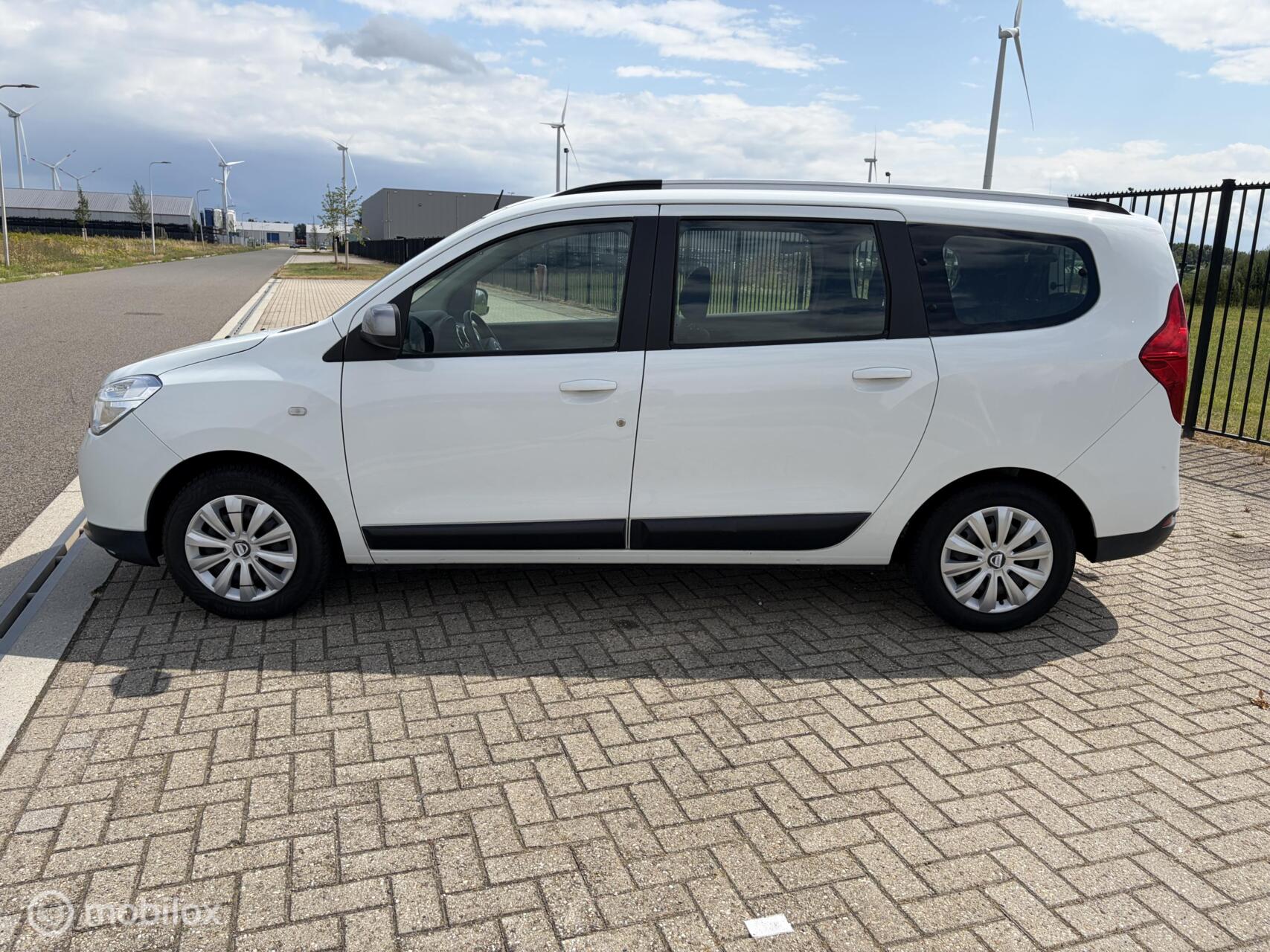 Foto van Dacia Lodgy