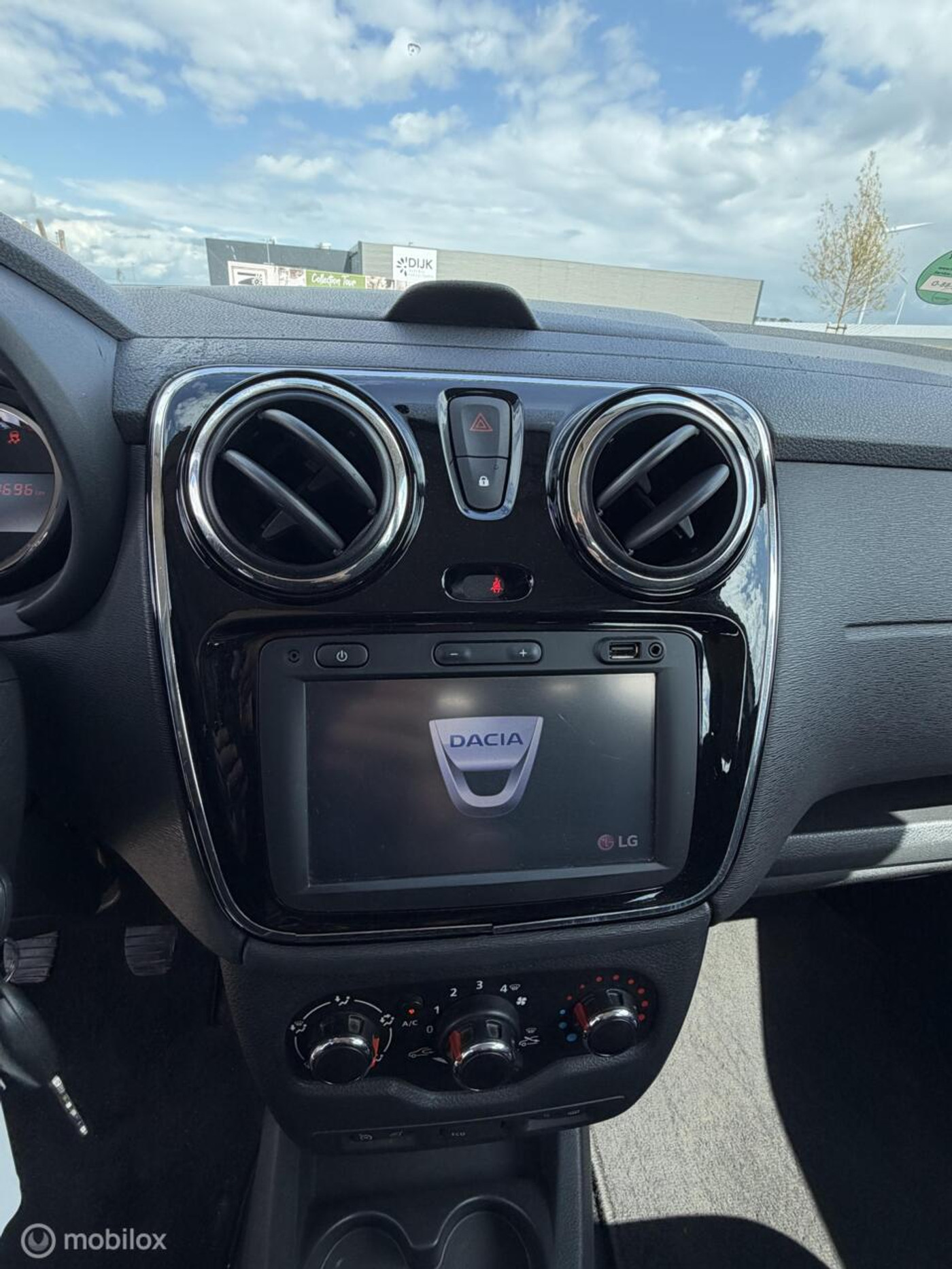 Foto van Dacia Lodgy