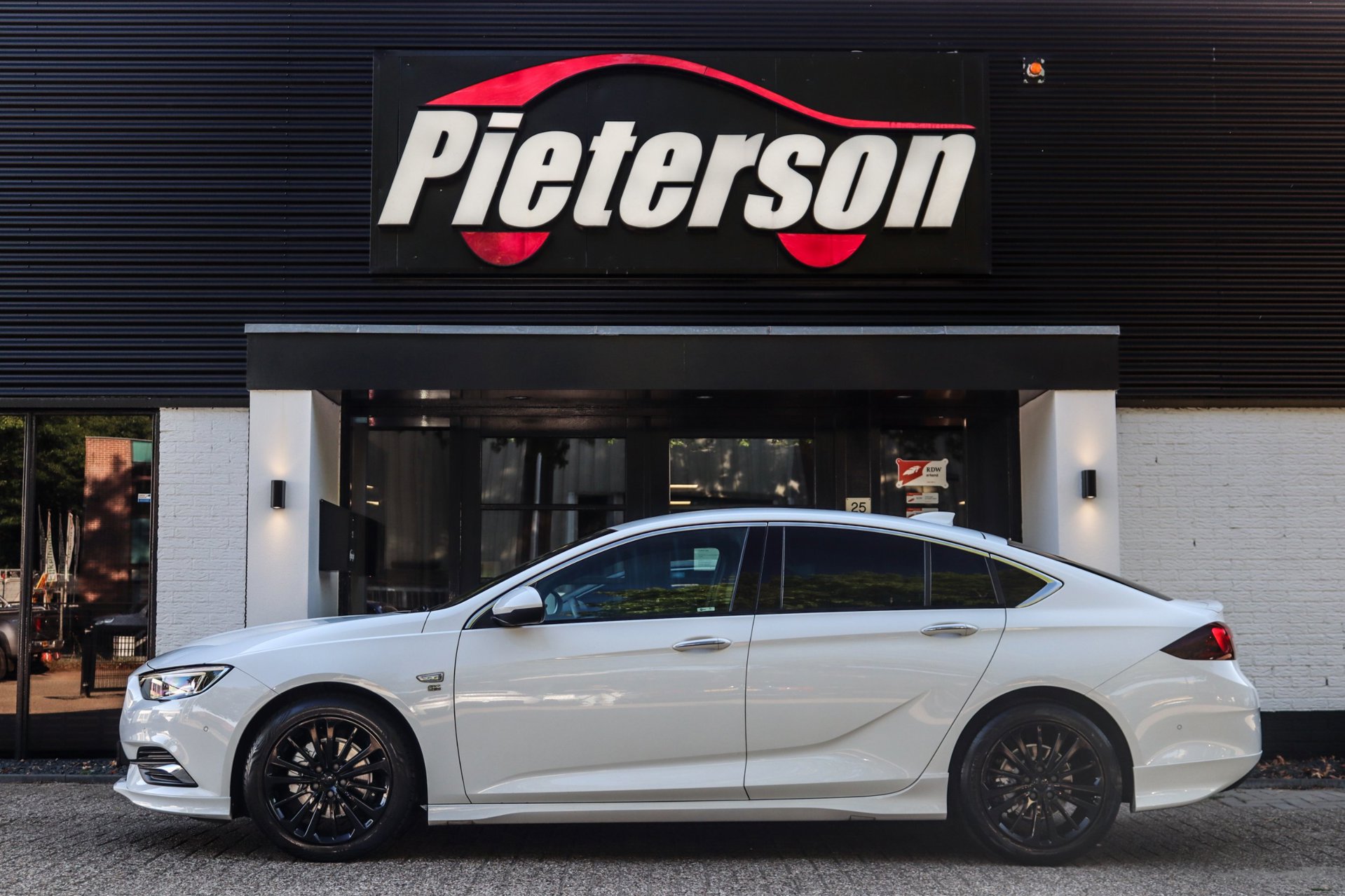 Foto van Opel Insignia Grand Sport
