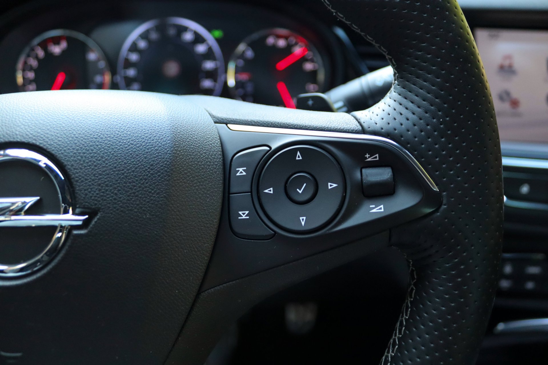 Foto van Opel Insignia Grand Sport