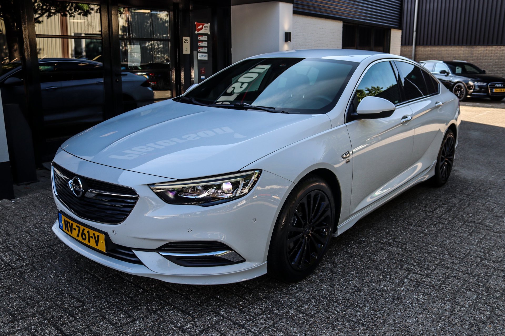 Foto van Opel Insignia Grand Sport