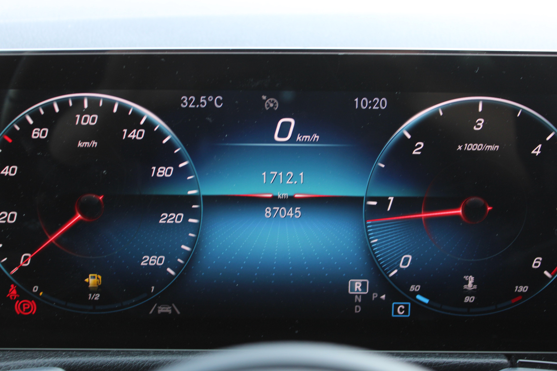 Foto van Mercedes-Benz GLB 200 D