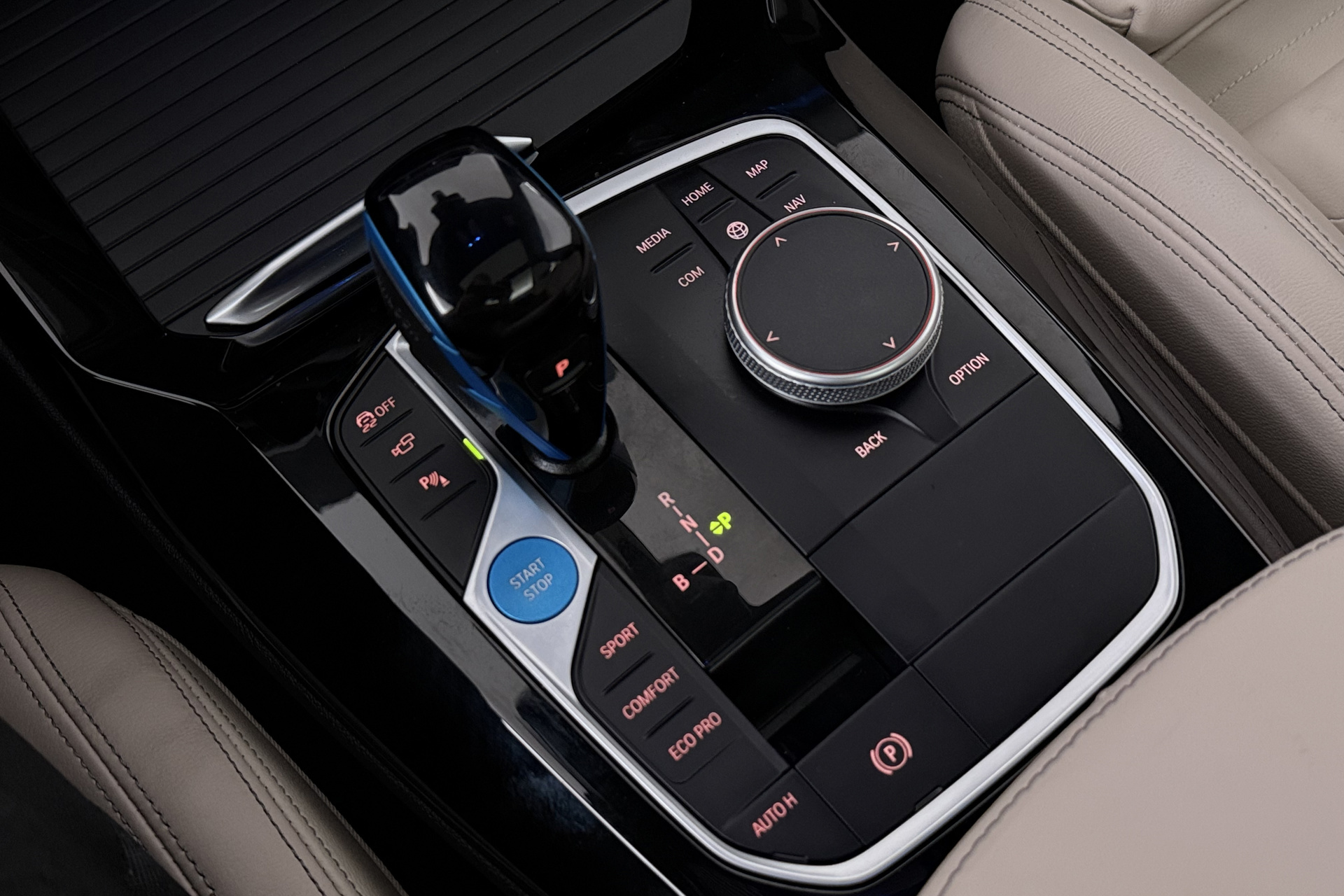 Foto van BMW Ix3