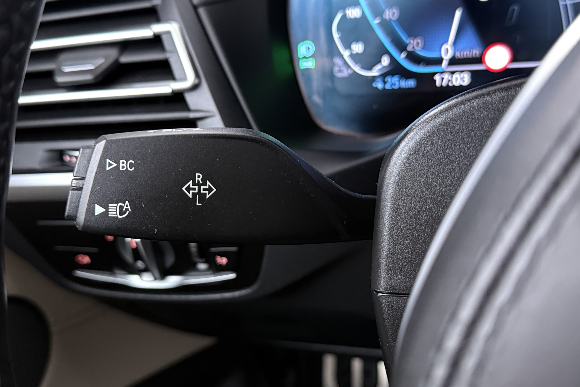 Foto van BMW Ix3