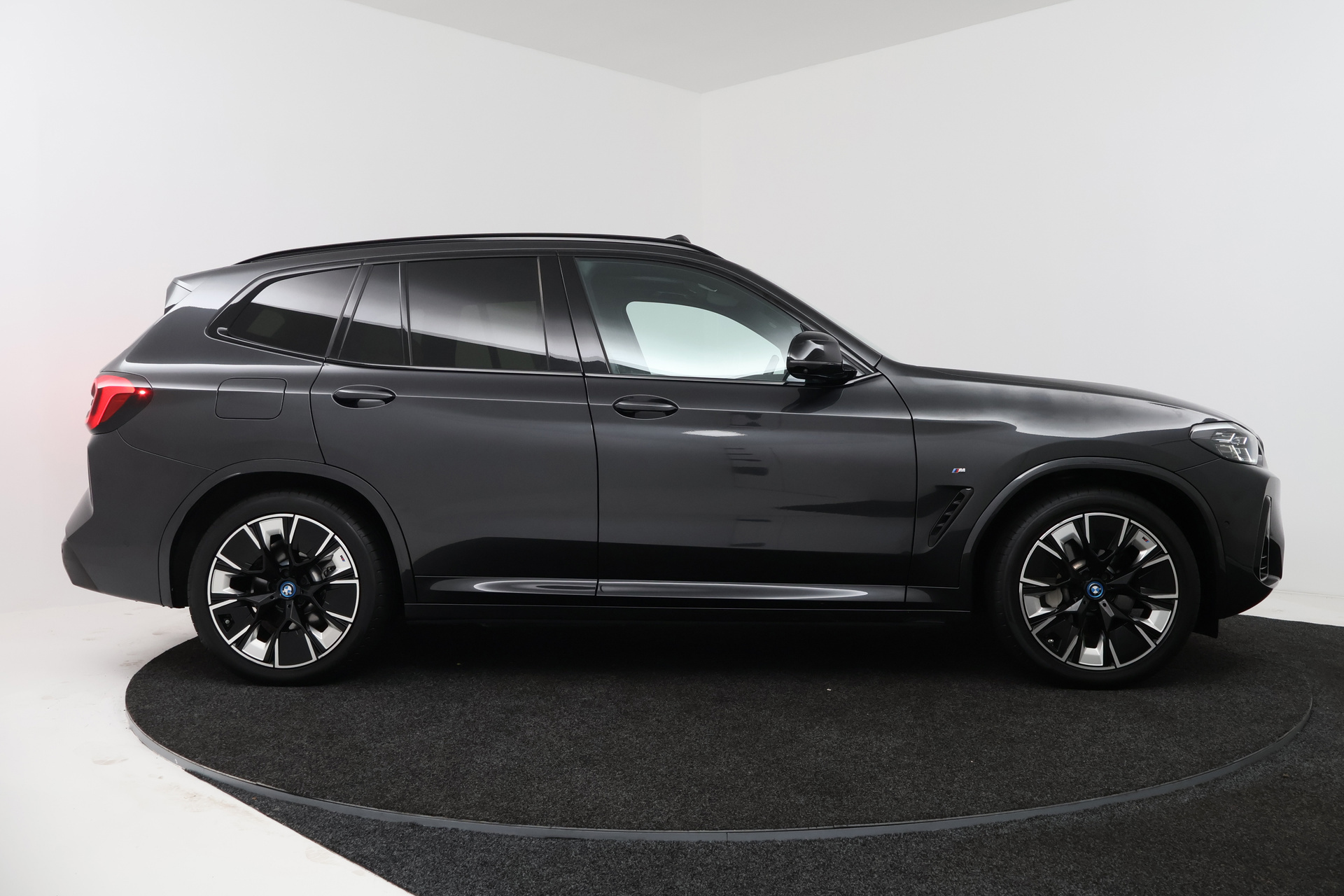 Foto van BMW Ix3