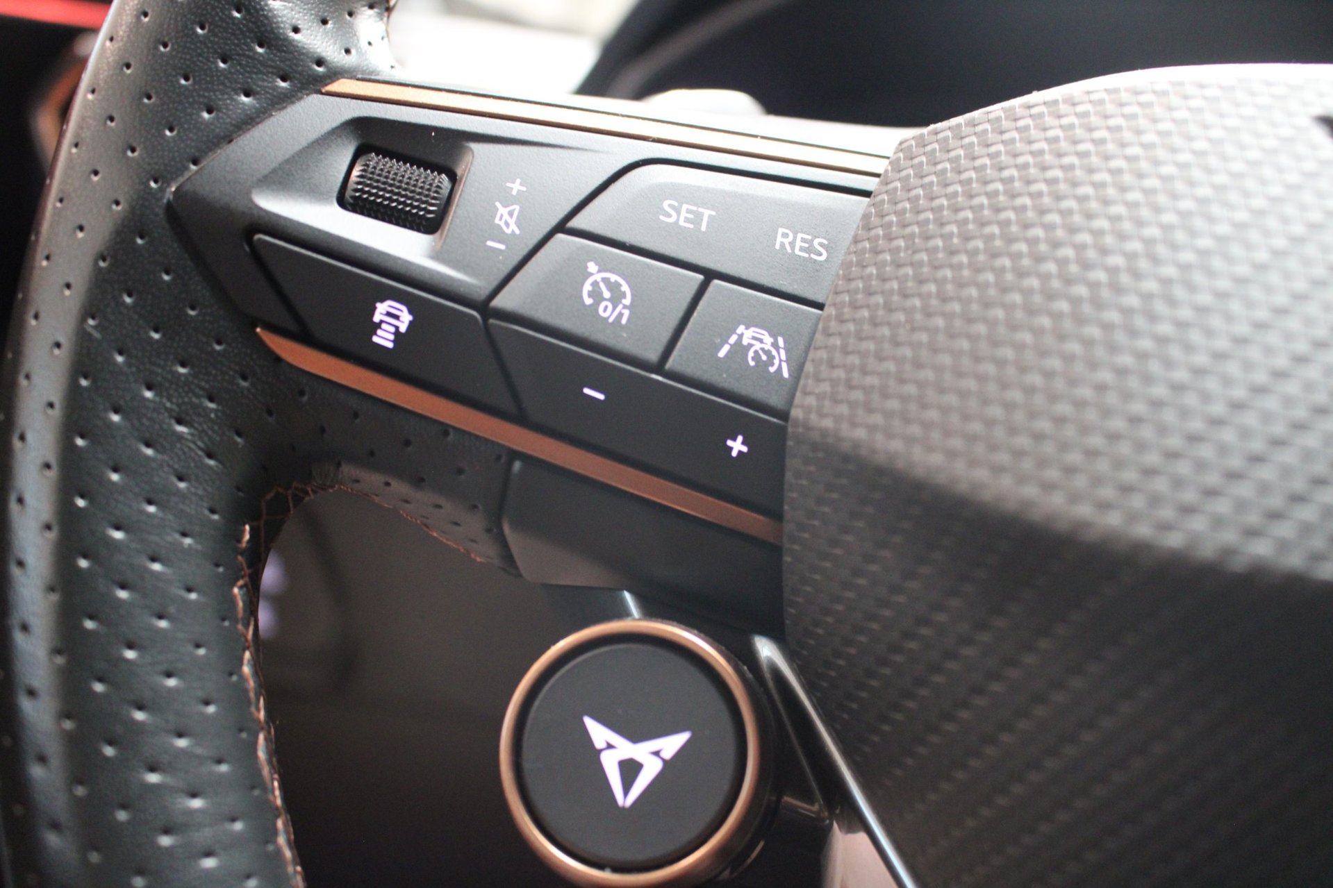 Foto van Cupra Formentor VZ E-hybrid