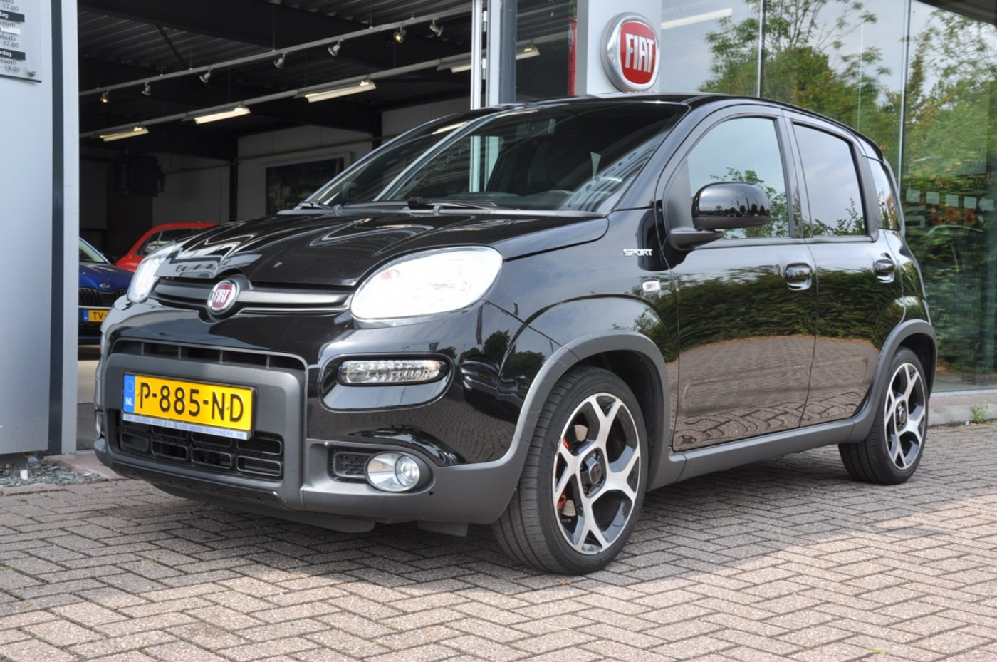 Fiat Panda 1.0 Hybrid Sport Pack Sport Clima PDC 2022 - voorkant