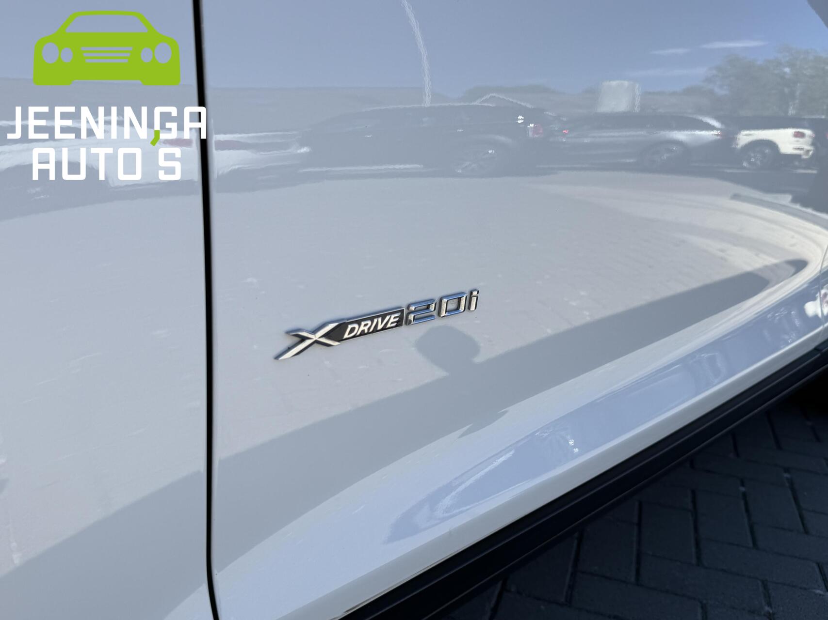 Foto van BMW X3 Xdrive20i