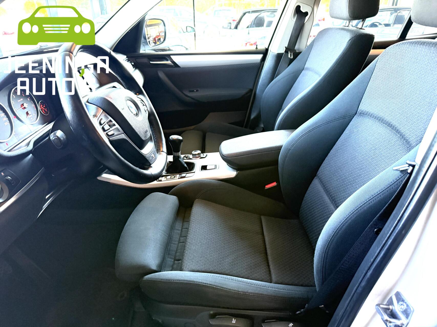 Foto van BMW X3 Xdrive20i