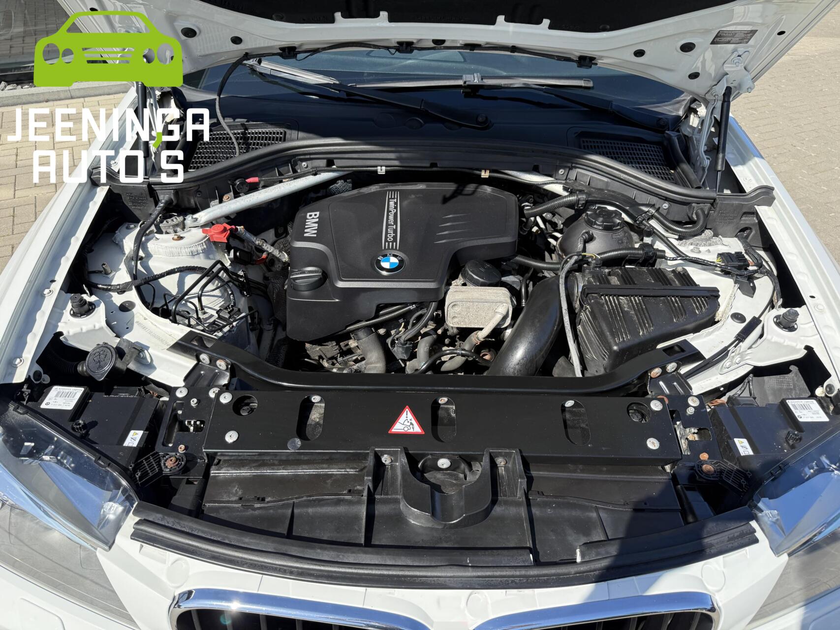Foto van BMW X3 Xdrive20i
