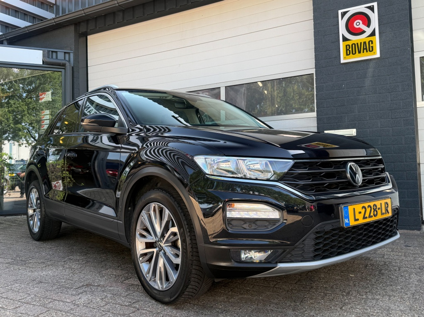 Volkswagen T-roc 1.5 TSI Style Bns 2021 - voorkant