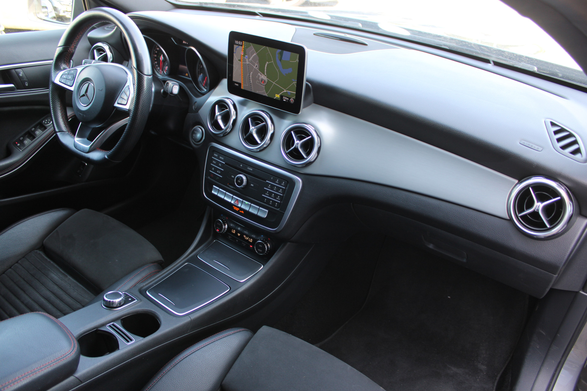 Foto van Mercedes-Benz Gla 180