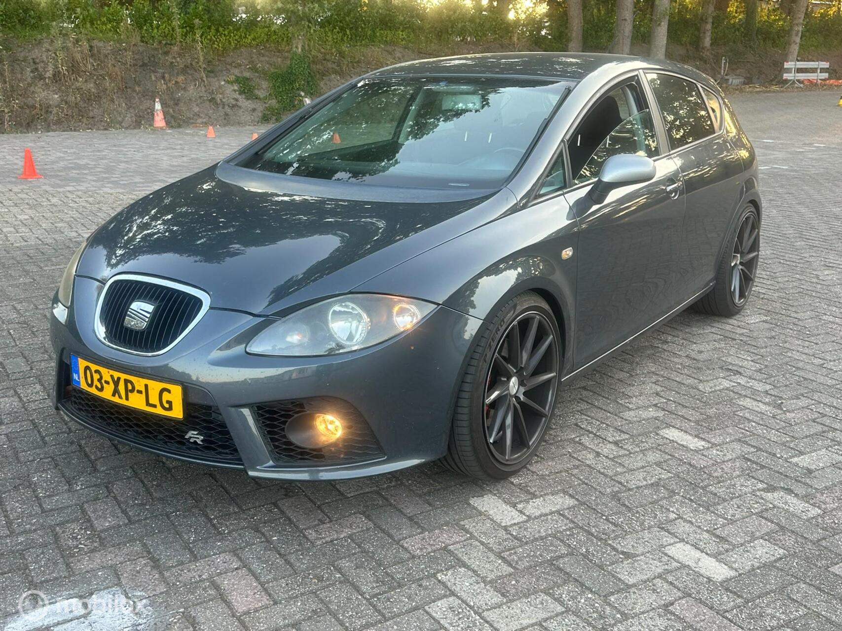 Seat Leon 2.0 TFSI FR 200pk/CLIMA/CRUISE/APK 2007 - voorkant