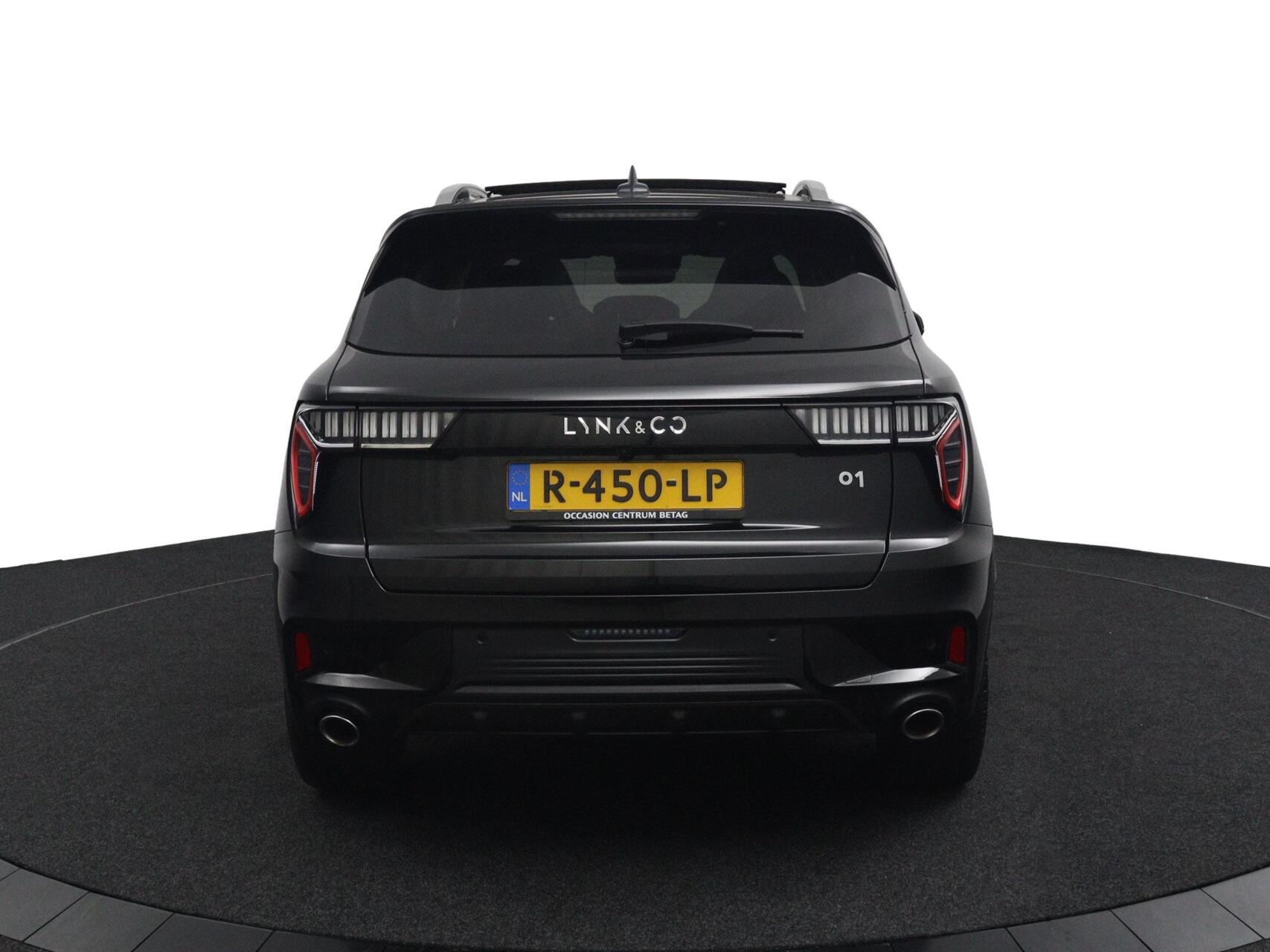 Foto van Lynk&co LYNK & Co 01
