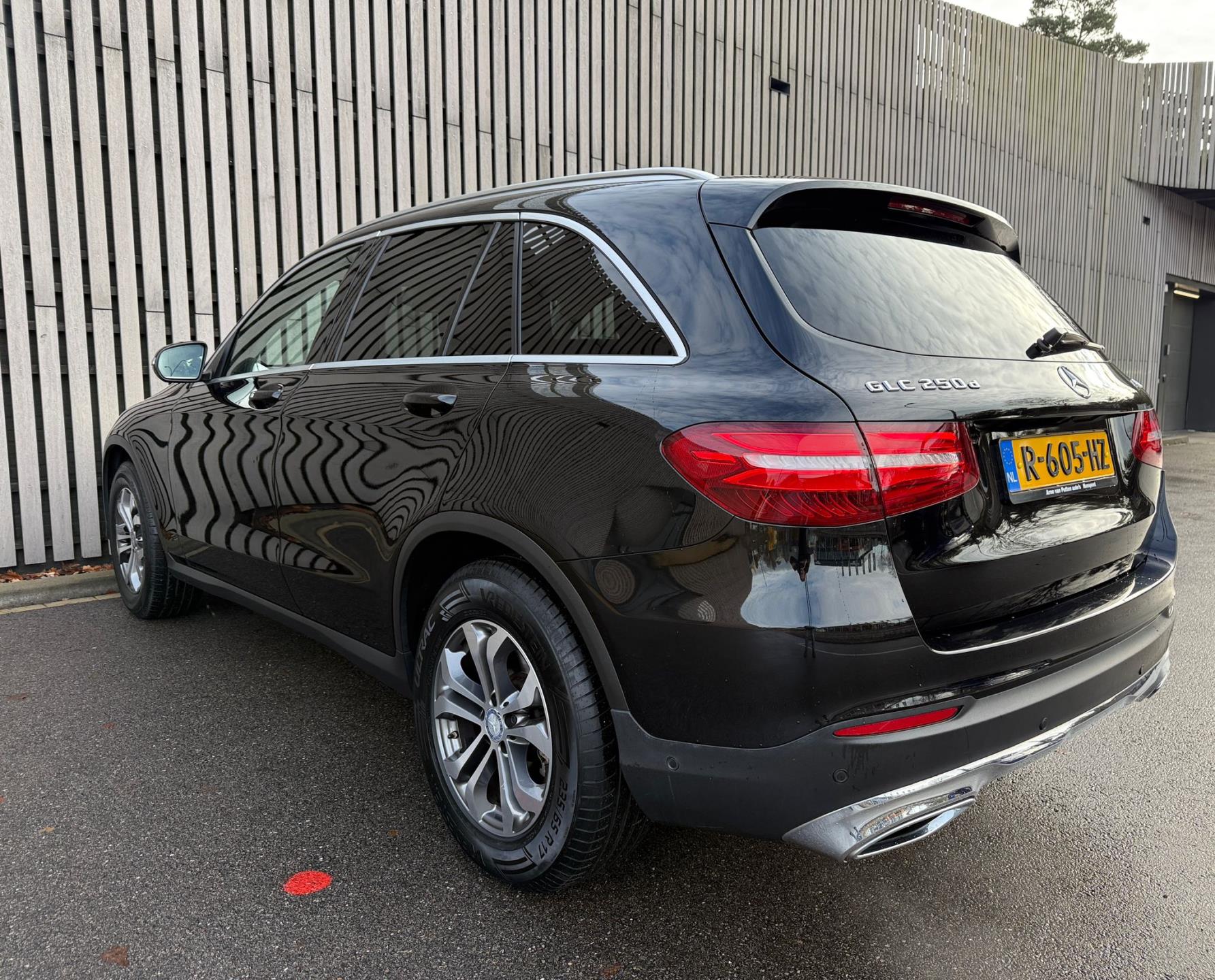 Foto van Mercedes-Benz GLC 250 D 4Matic