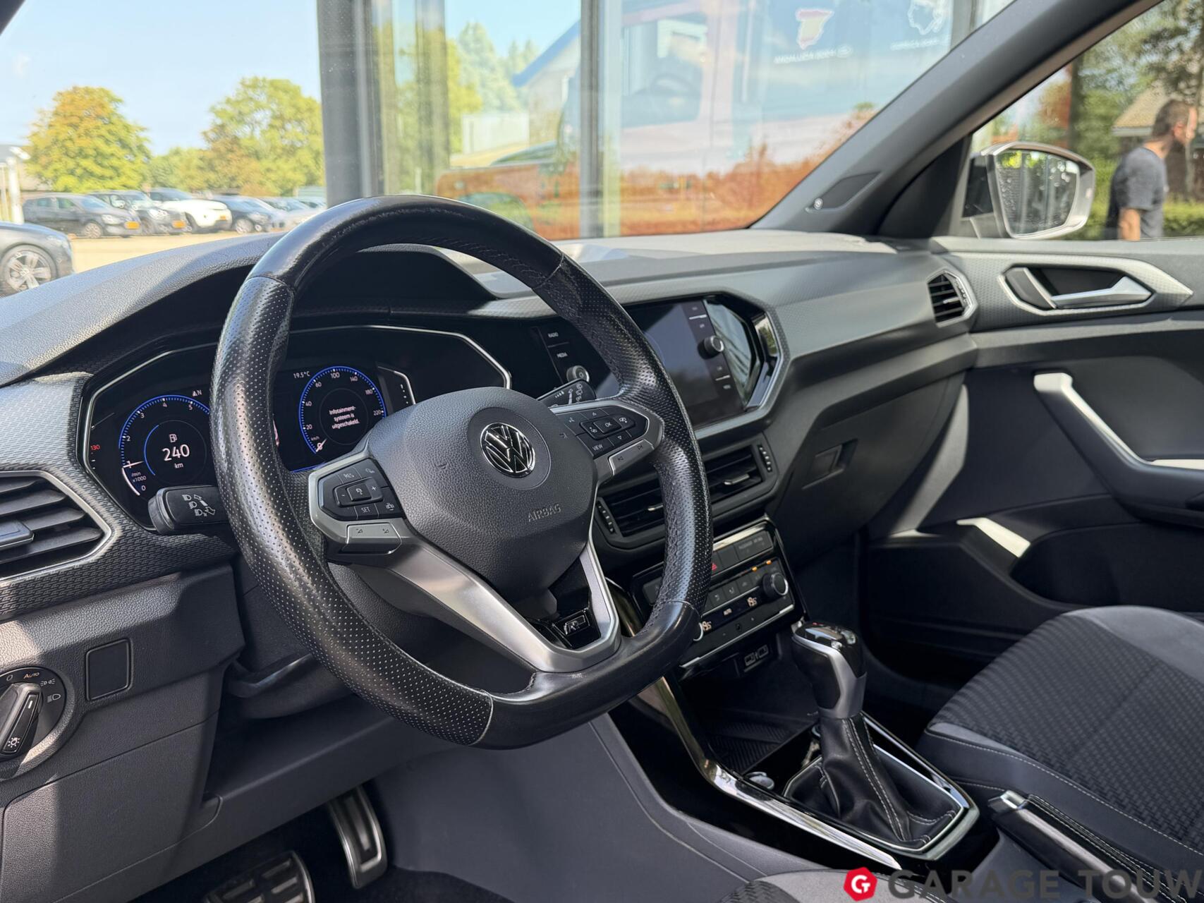 Foto van Volkswagen T-cross