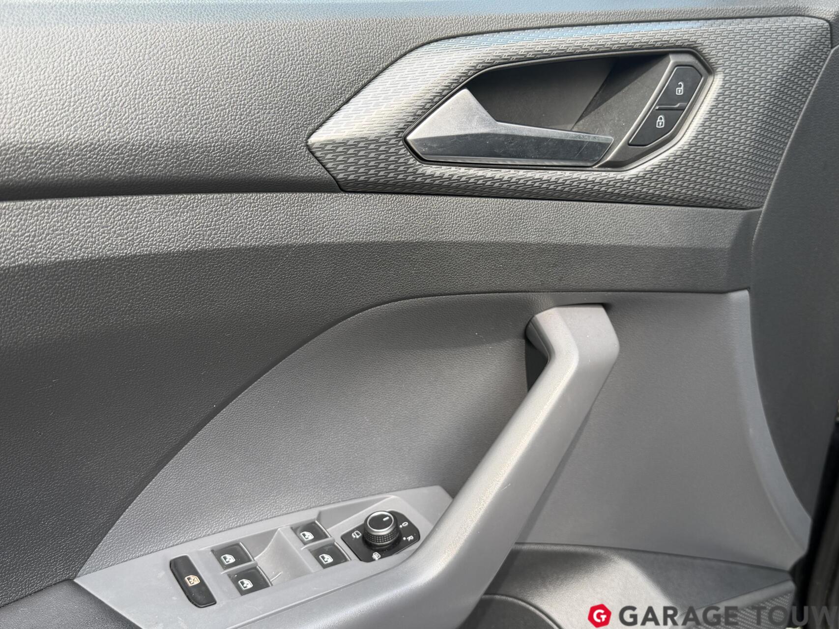 Foto van Volkswagen T-cross