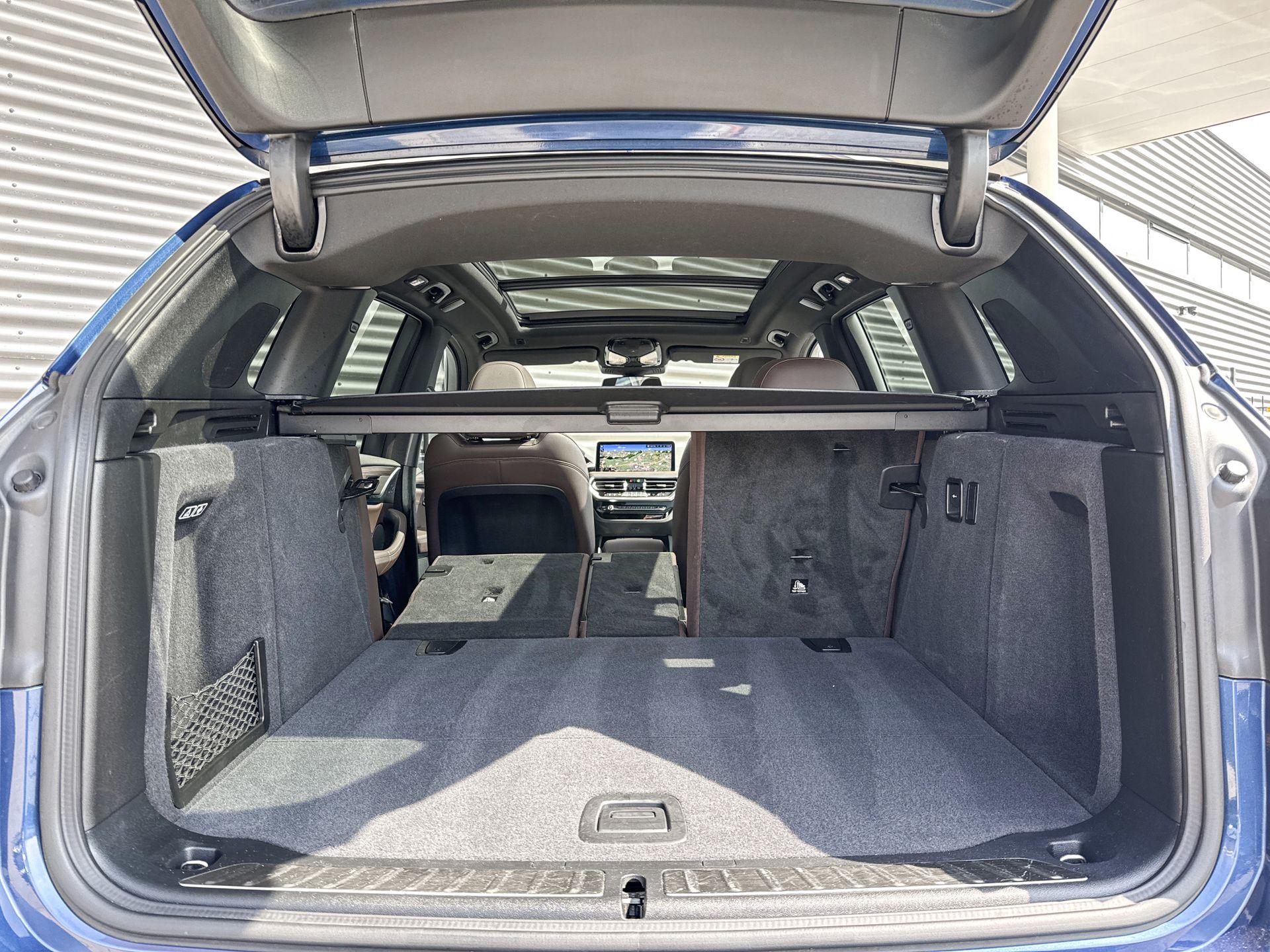 Foto van BMW Ix3