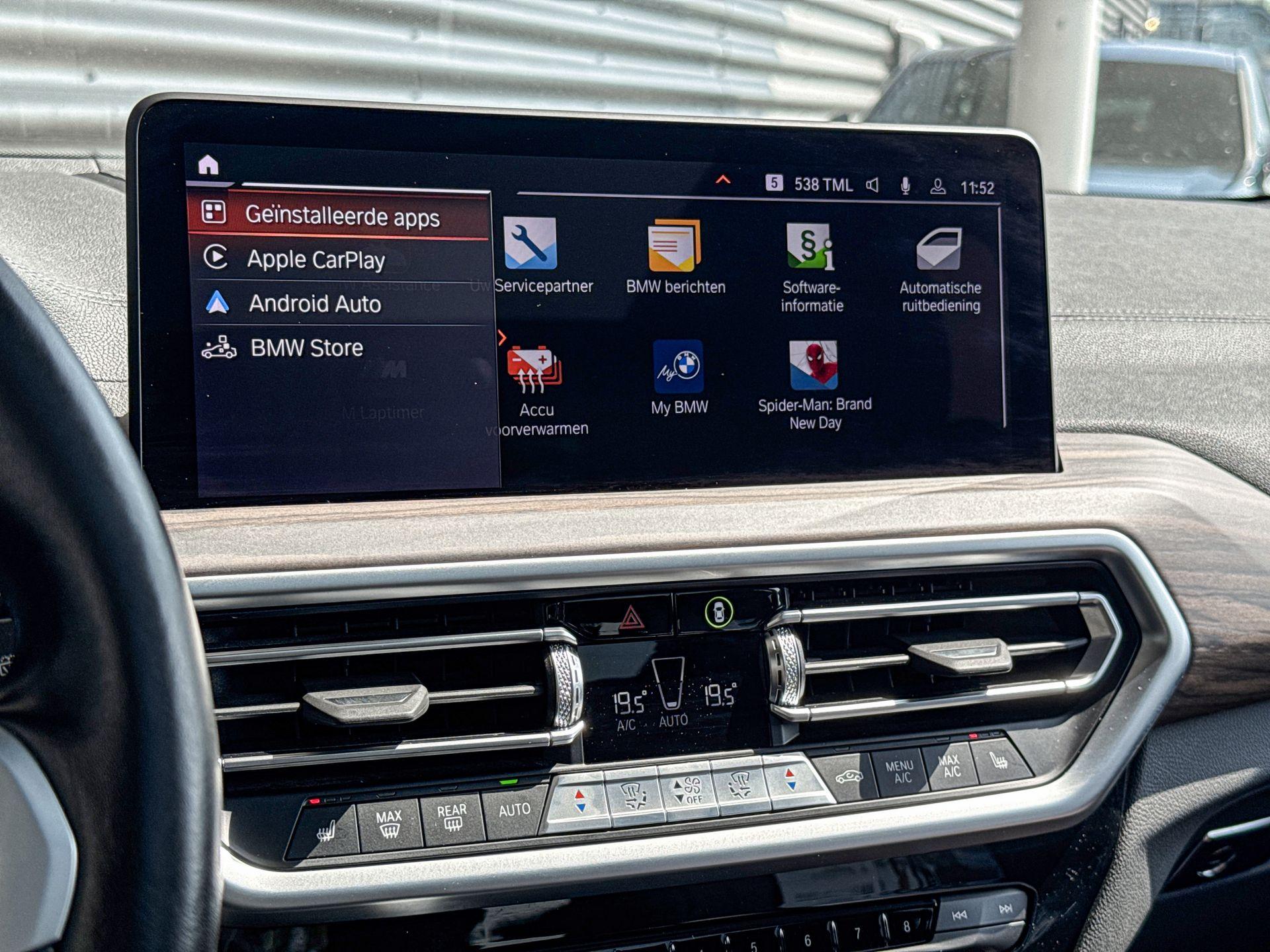 Foto van BMW Ix3