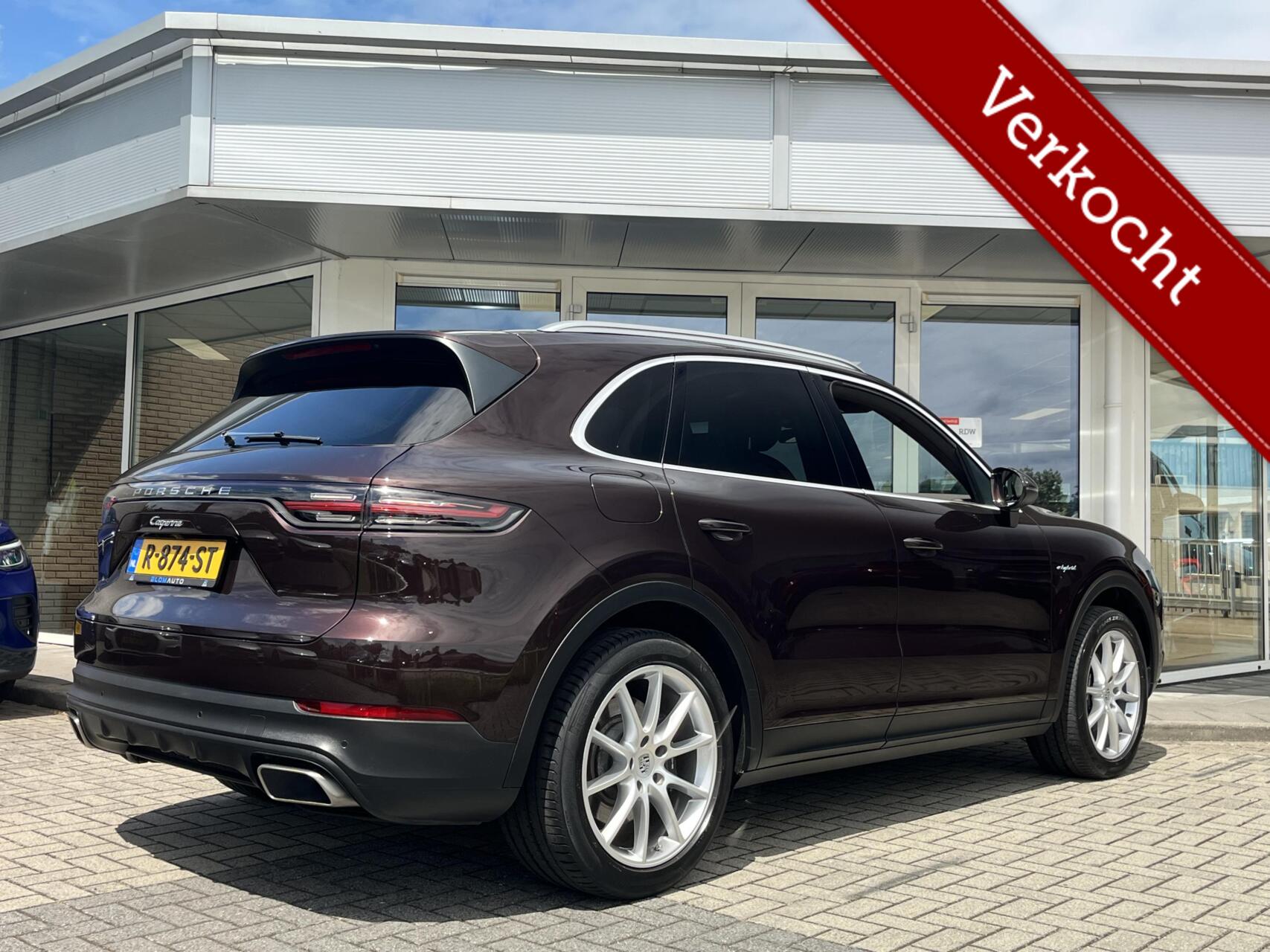 Foto van Porsche Cayenne E-hybrid