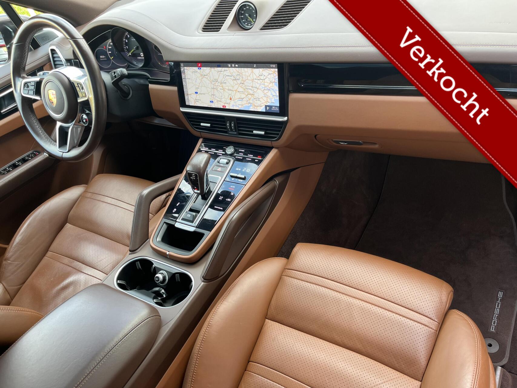 Foto van Porsche Cayenne E-hybrid