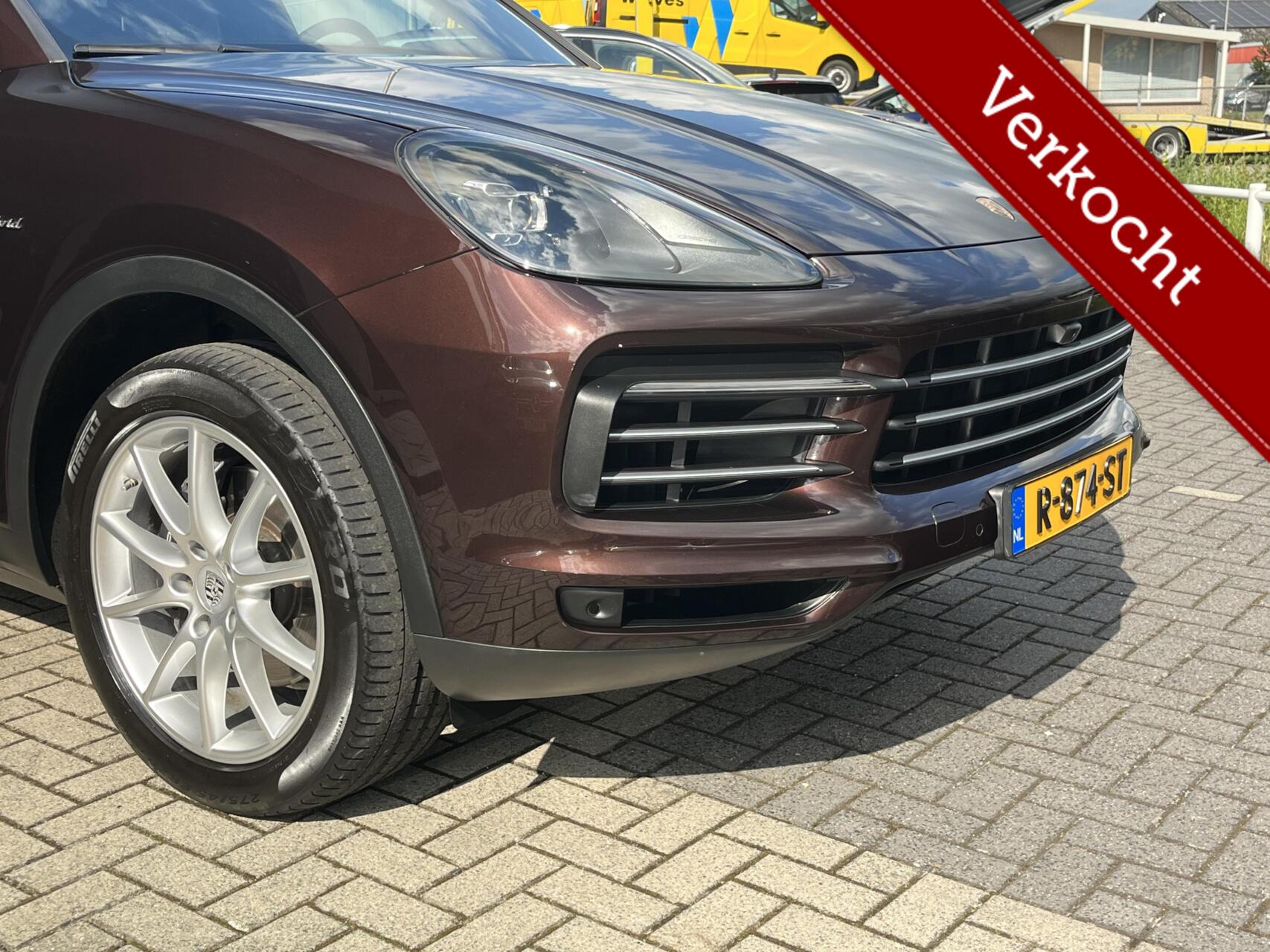 Foto van Porsche Cayenne E-hybrid