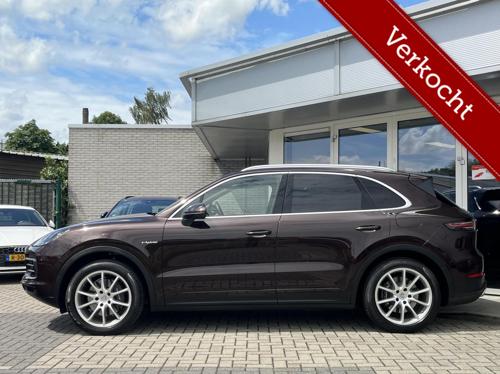 Foto van Porsche Cayenne E-hybrid